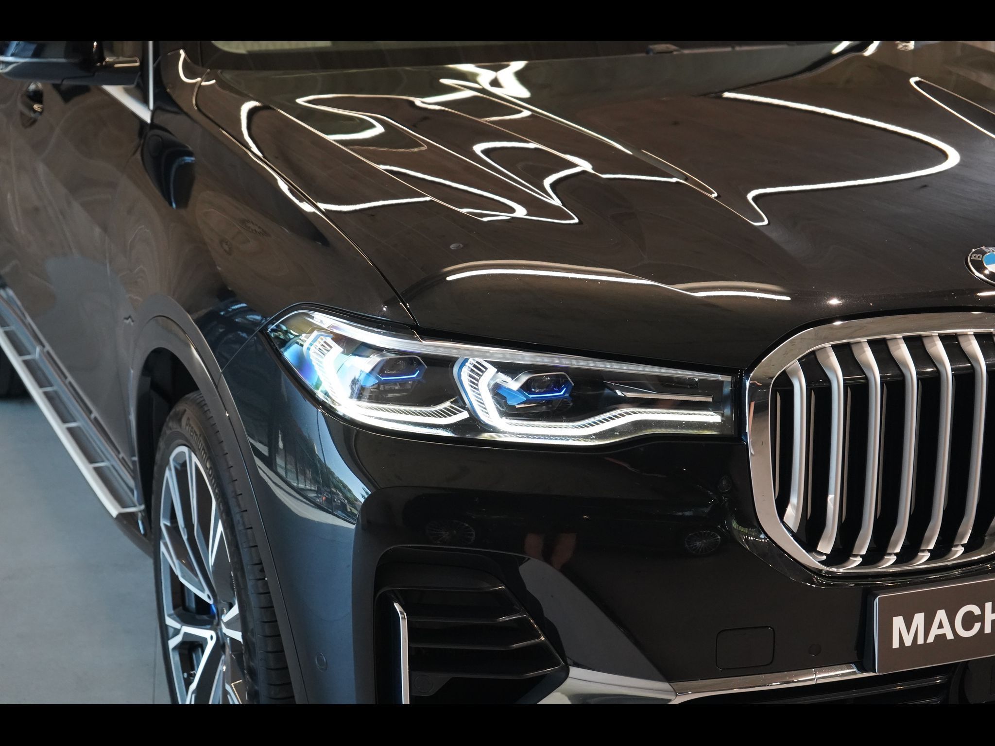 BMW X7, 40d xDrive, Laser, Tažné, HUD - fotka 5