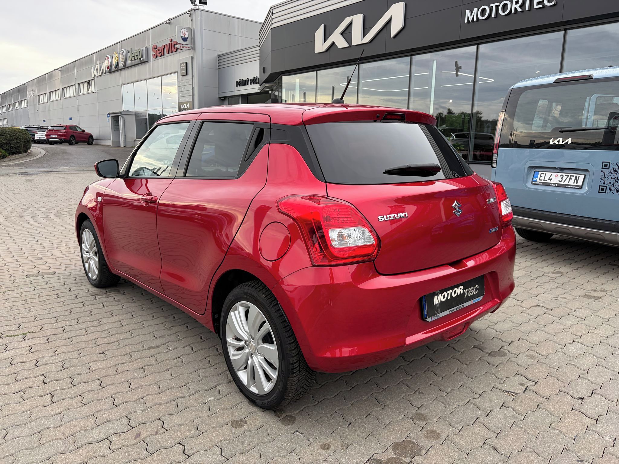 Suzuki Swift, 1.2 DualJet MHEV 66kW - fotka 4