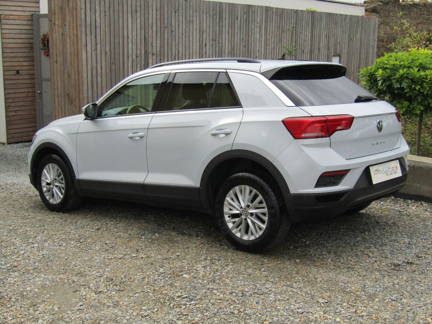 Volkswagen T-Roc, 1.0 TSI 85kW  1.majitel - fotka 5