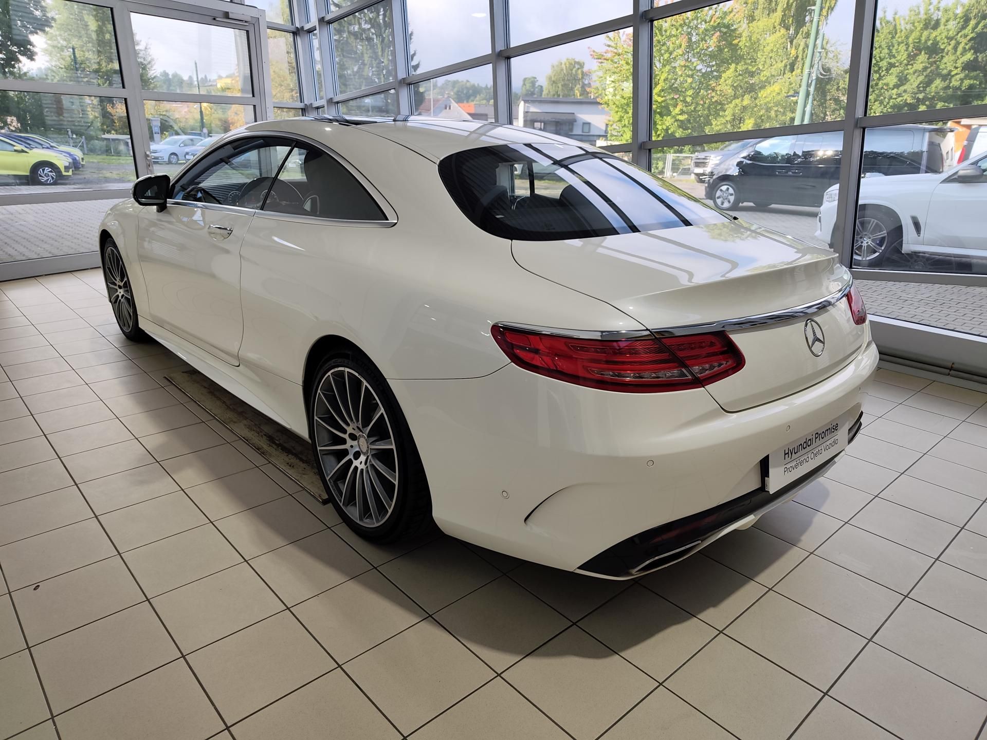 Mercedes-Benz Třídy S, S 500 335kW 4MATIC ČR - fotka 2