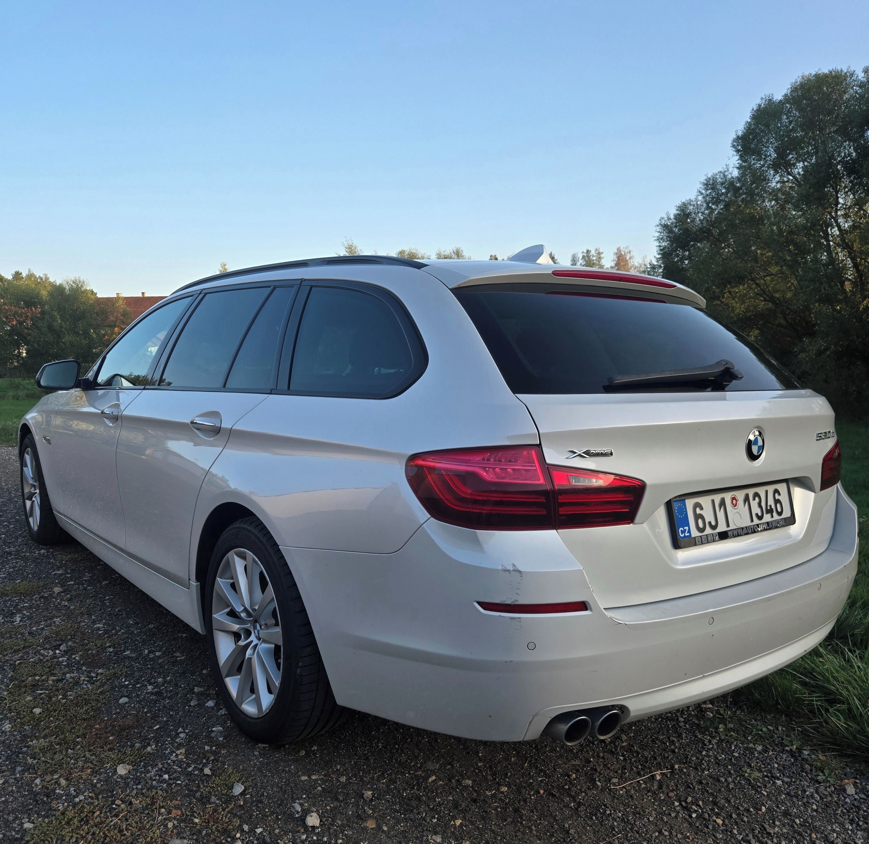 BMW Řada 5, 530XD 190KW - fotka 5