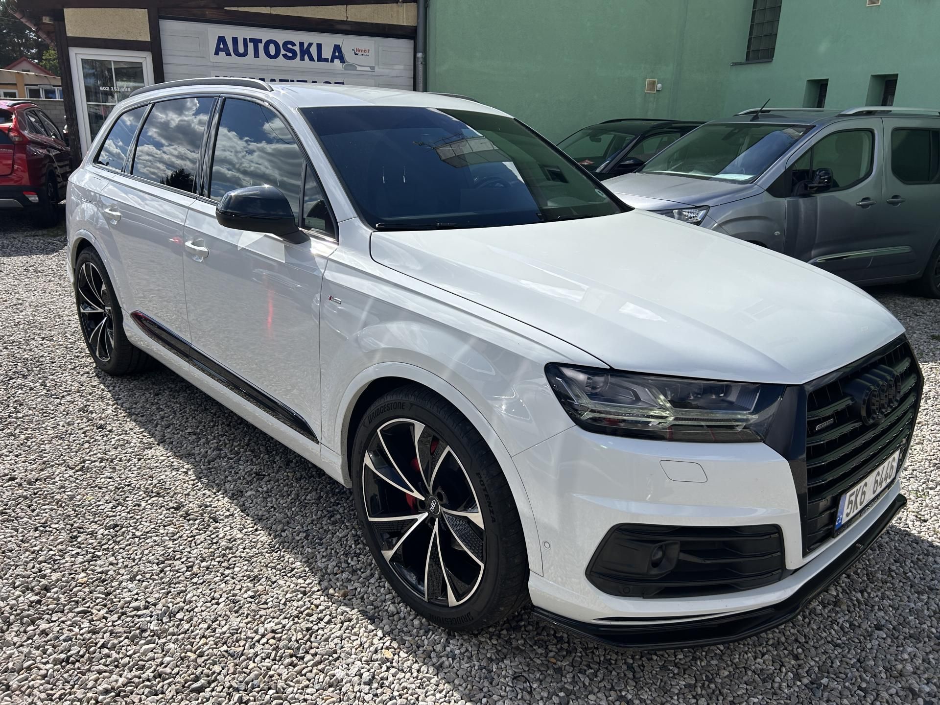 Audi Q7, 5.0 TDi 210KW MILD HYBRID - fotka 5