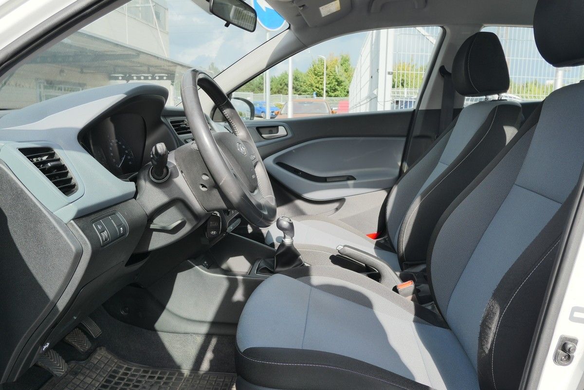 Hyundai i20, 1.2i 55kW Family - fotka 5