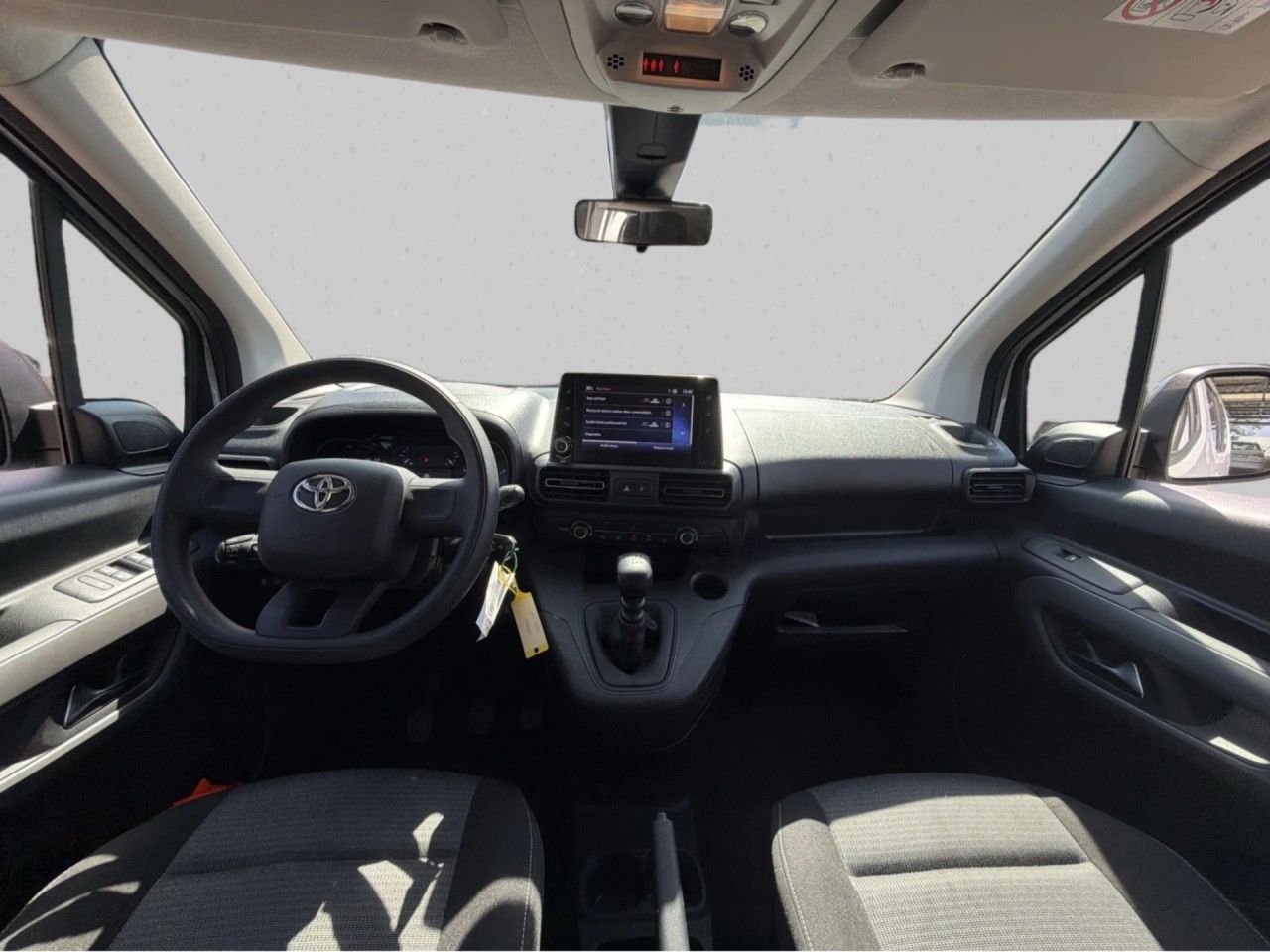 Toyota Proace City Verso, 1.2T 110k L2 Shuttle - fotka 4