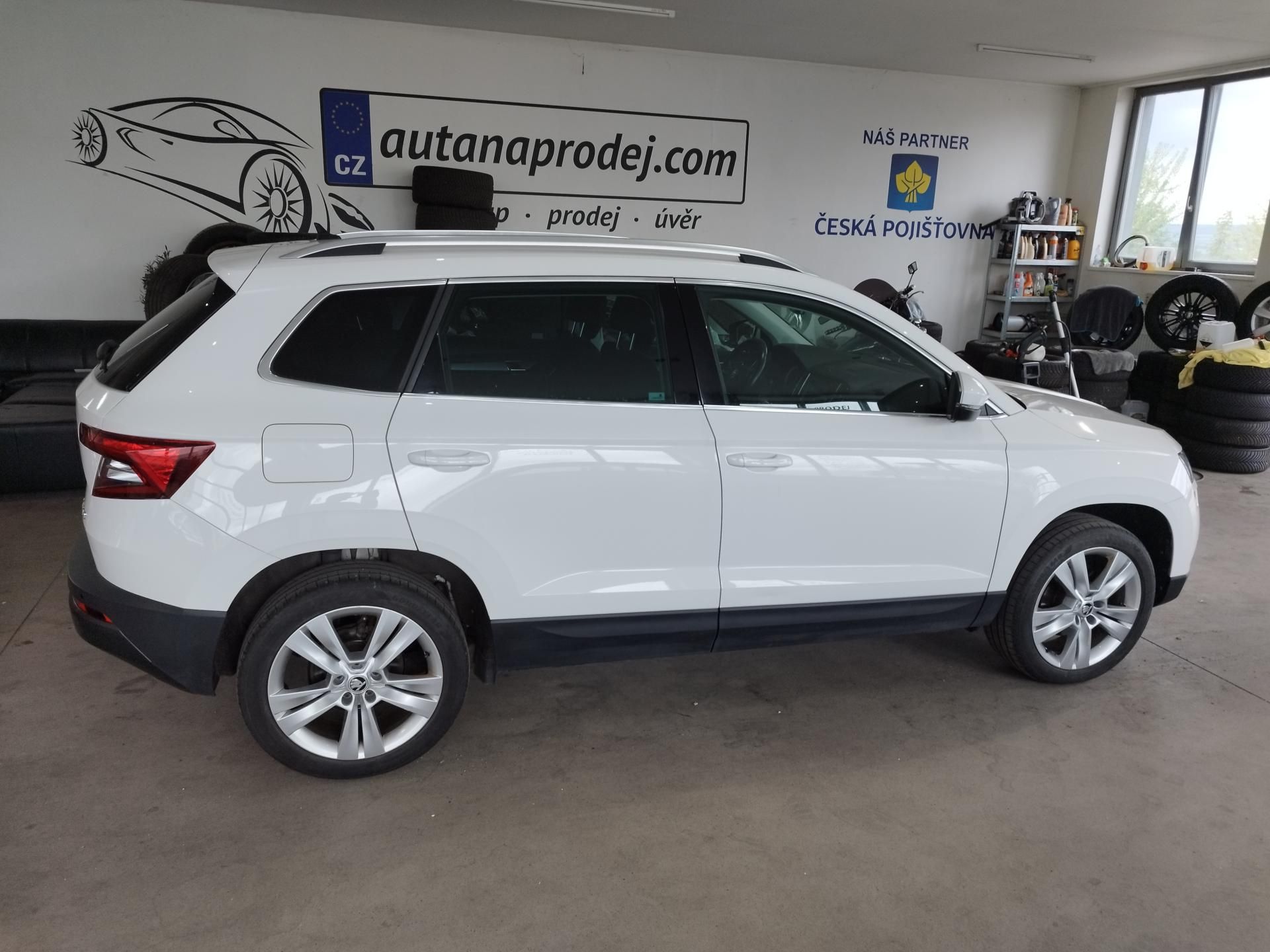 Škoda Karoq, 1,6TDi 85KW DSG LED NAVI ALU - fotka 4