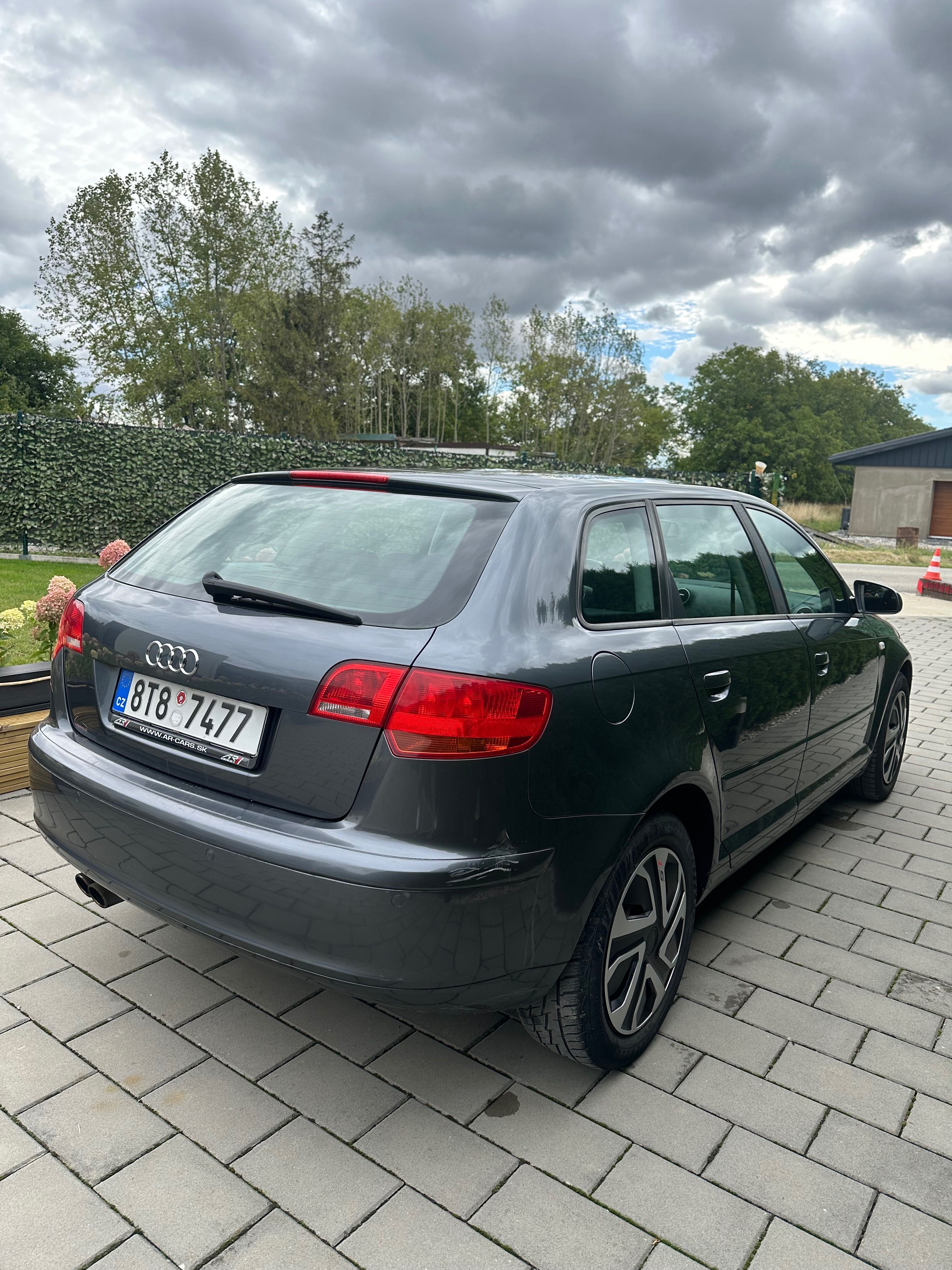 Audi A3, 2.0 FSI 2.Majitel 119tis km - fotka 4