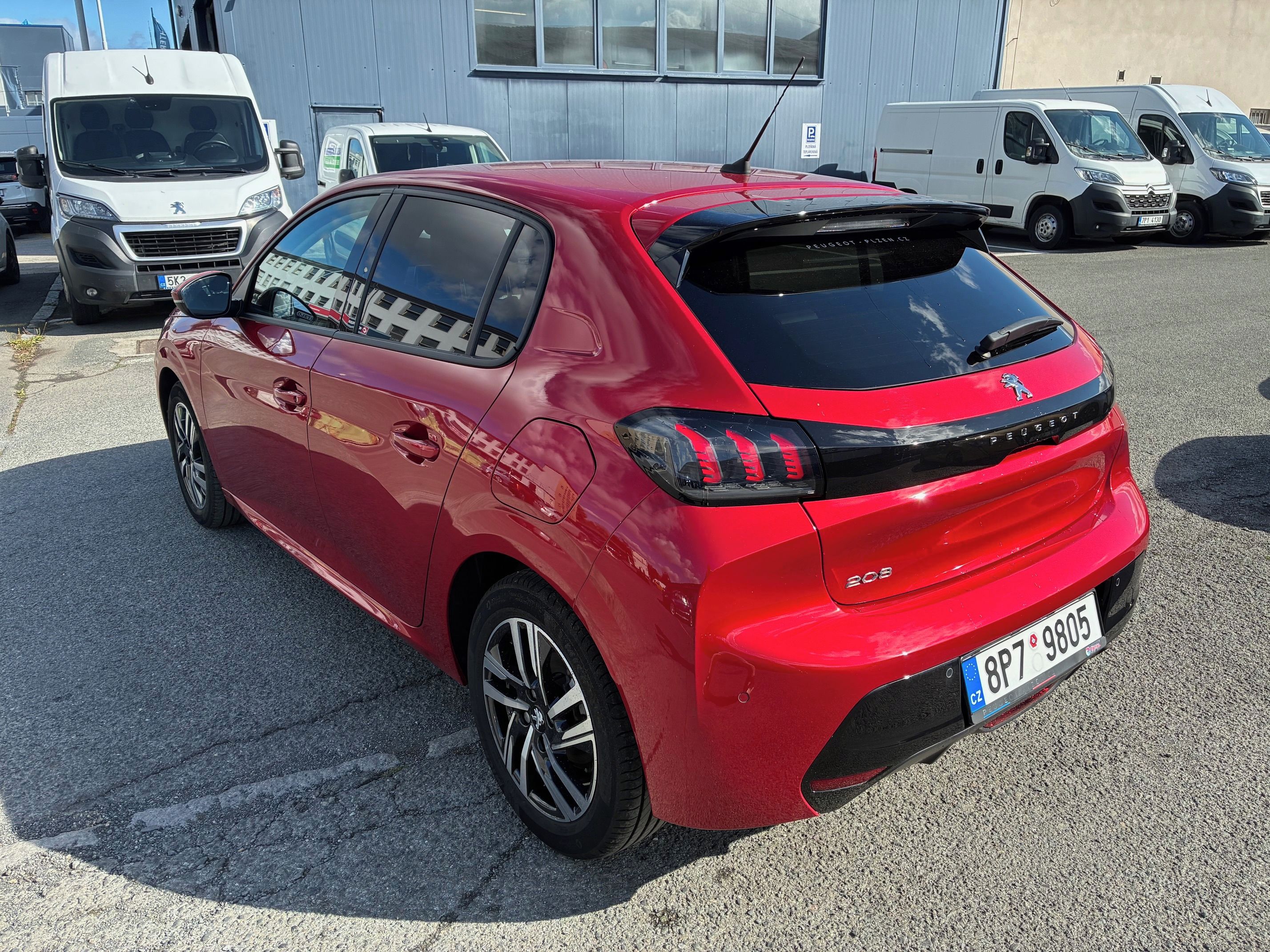 Peugeot 208, AllurePack 1,2 PureTech záruka - fotka 4