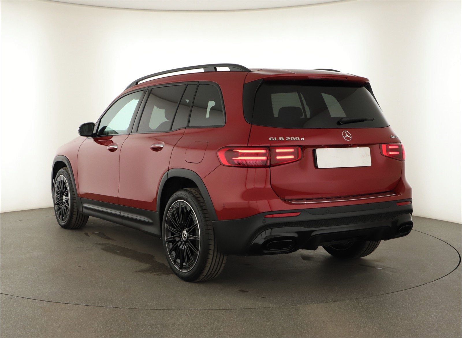 Mercedes-Benz GLB, GLB 200 d 4MATIC, AMG Line - fotka 3