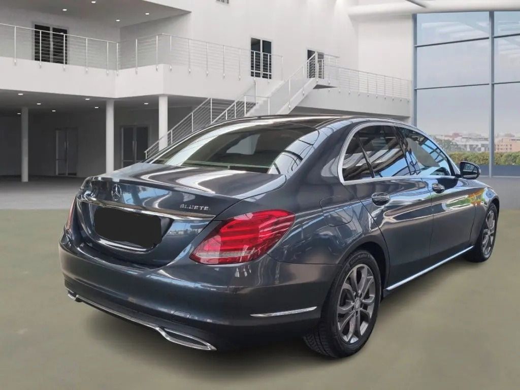 Mercedes-Benz Třídy C - fotka 3