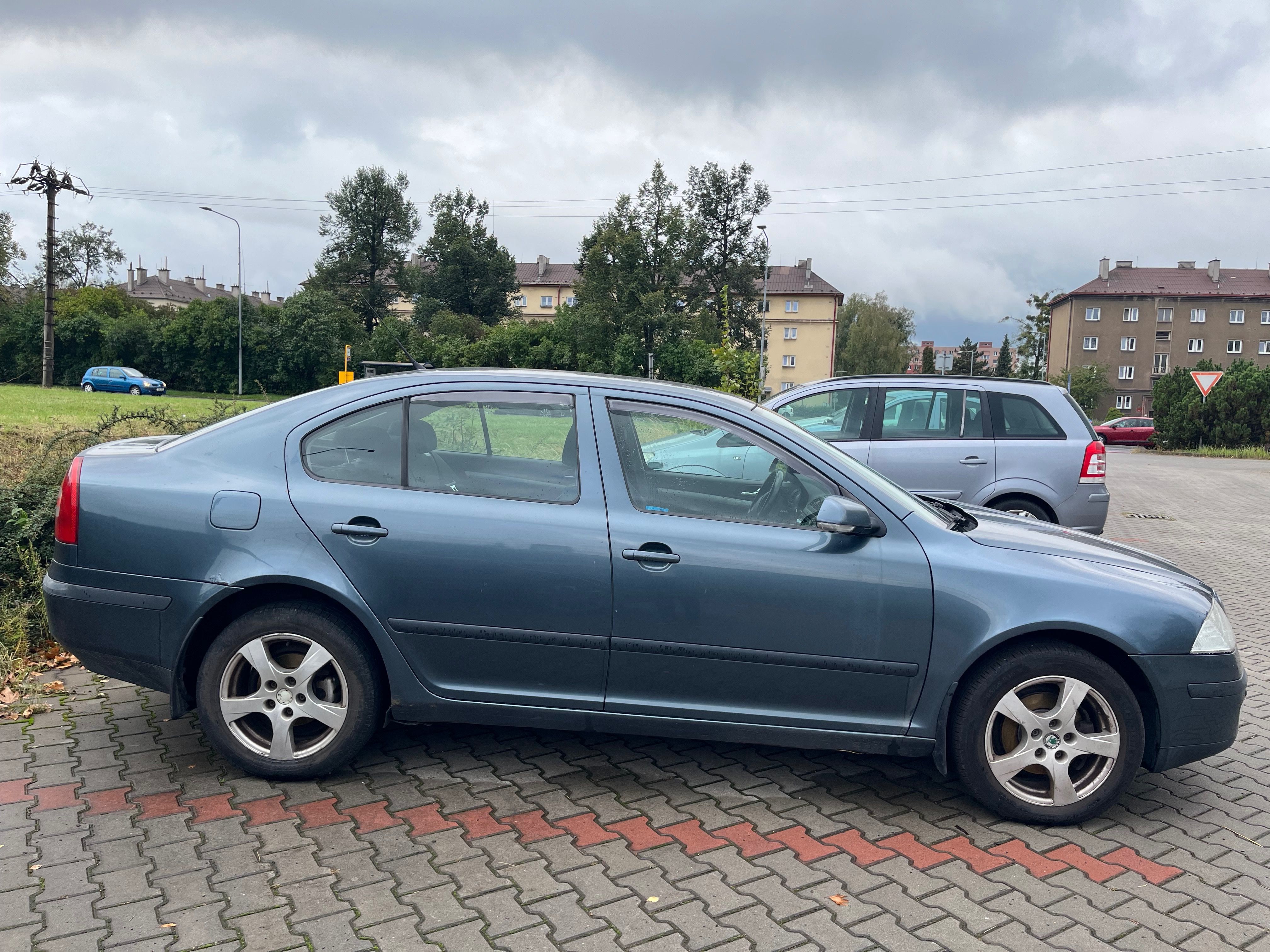 Škoda Octavia, Octavia 2 rok 2004 - fotka 6