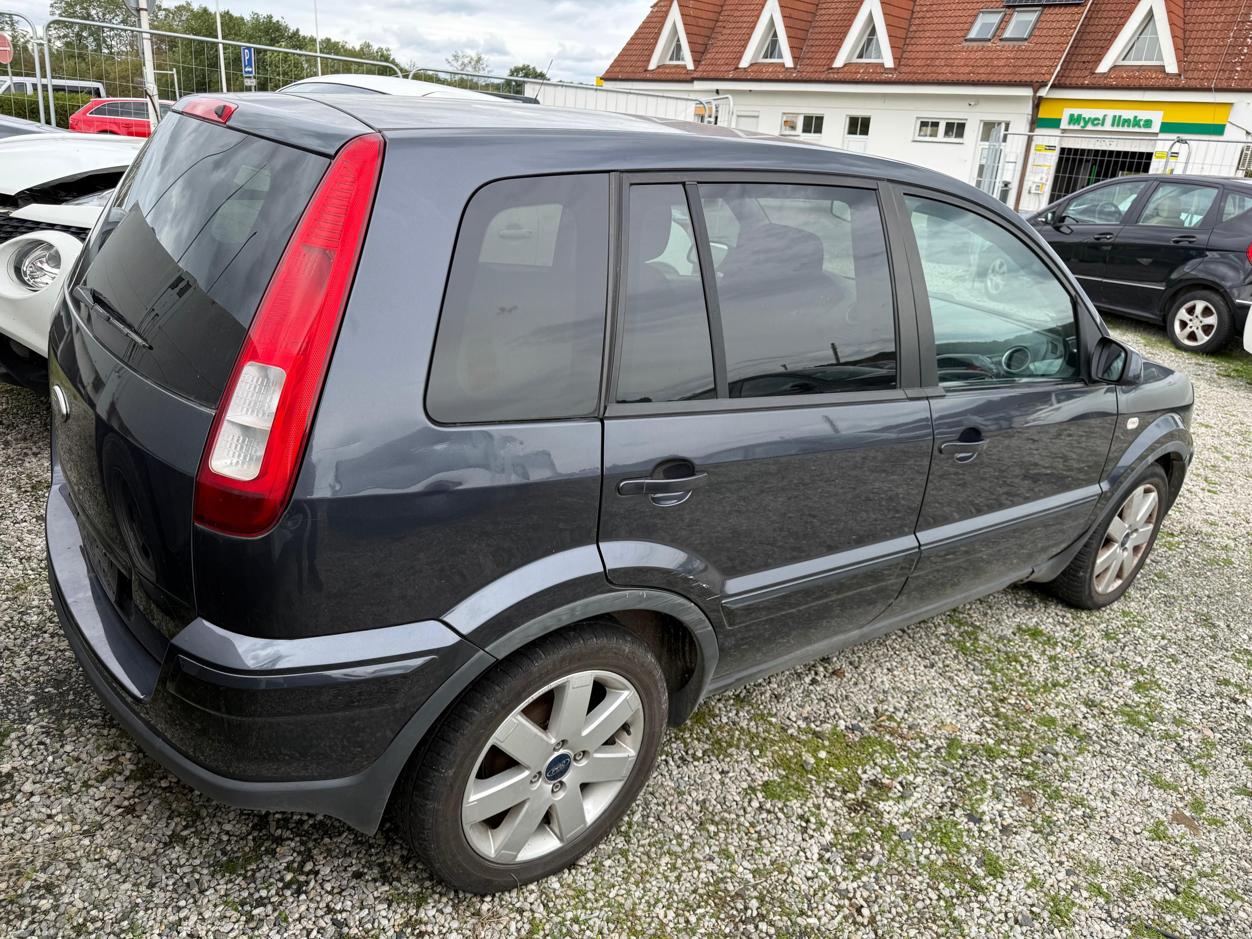 Ford Fusion, 1,4 TDCi 50 kw..2009.klima - fotka 4
