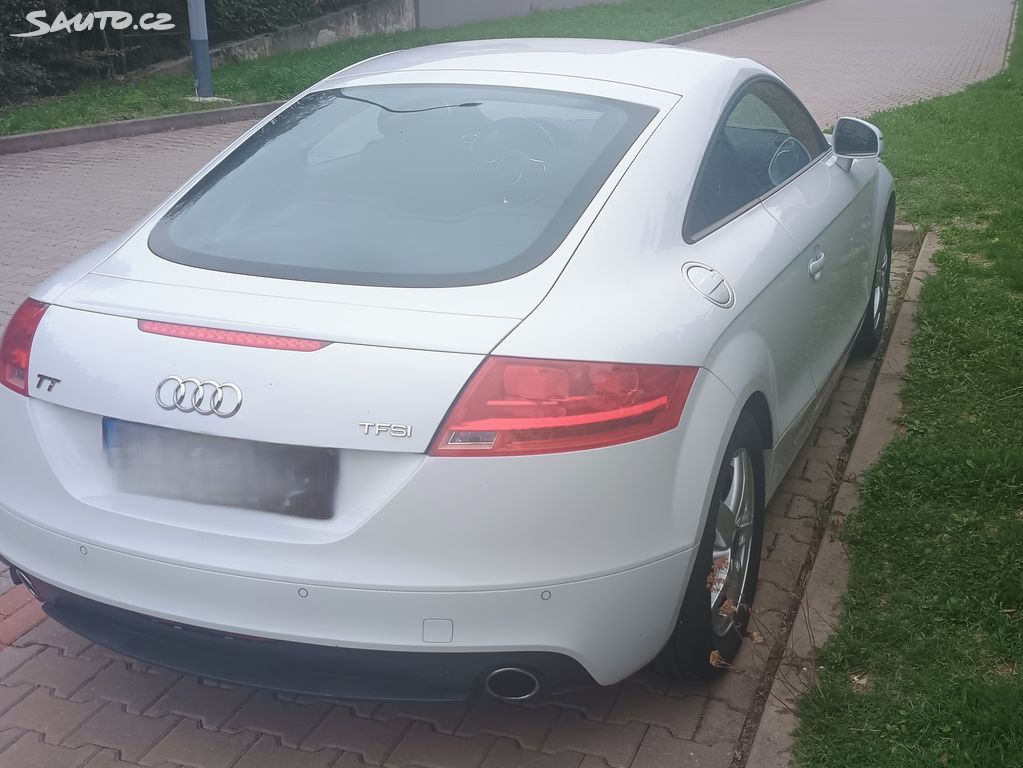 Audi TT 2011 z Czech