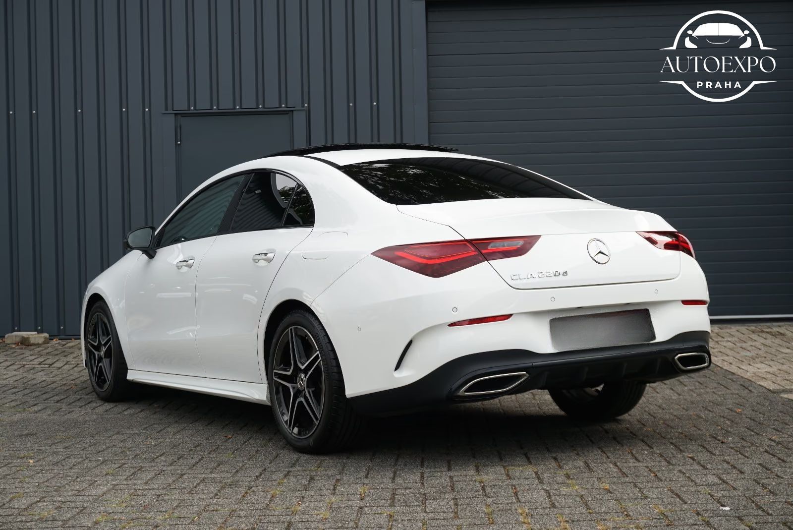 Mercedes-Benz CLA, 220d* AMG* - fotka 4