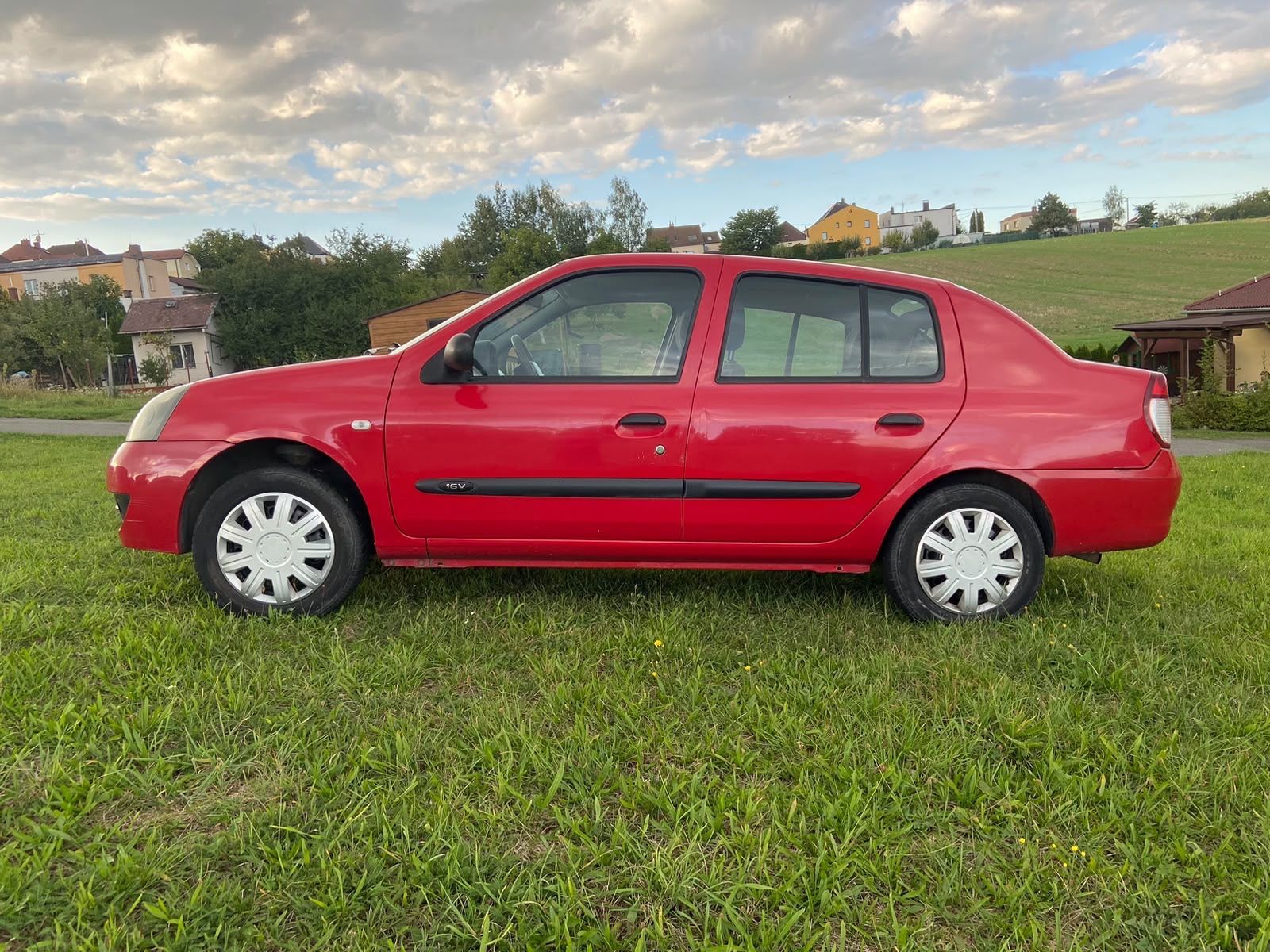Renault Thalia, Renaultu Thalia 1,2 55 KW - fotka 5