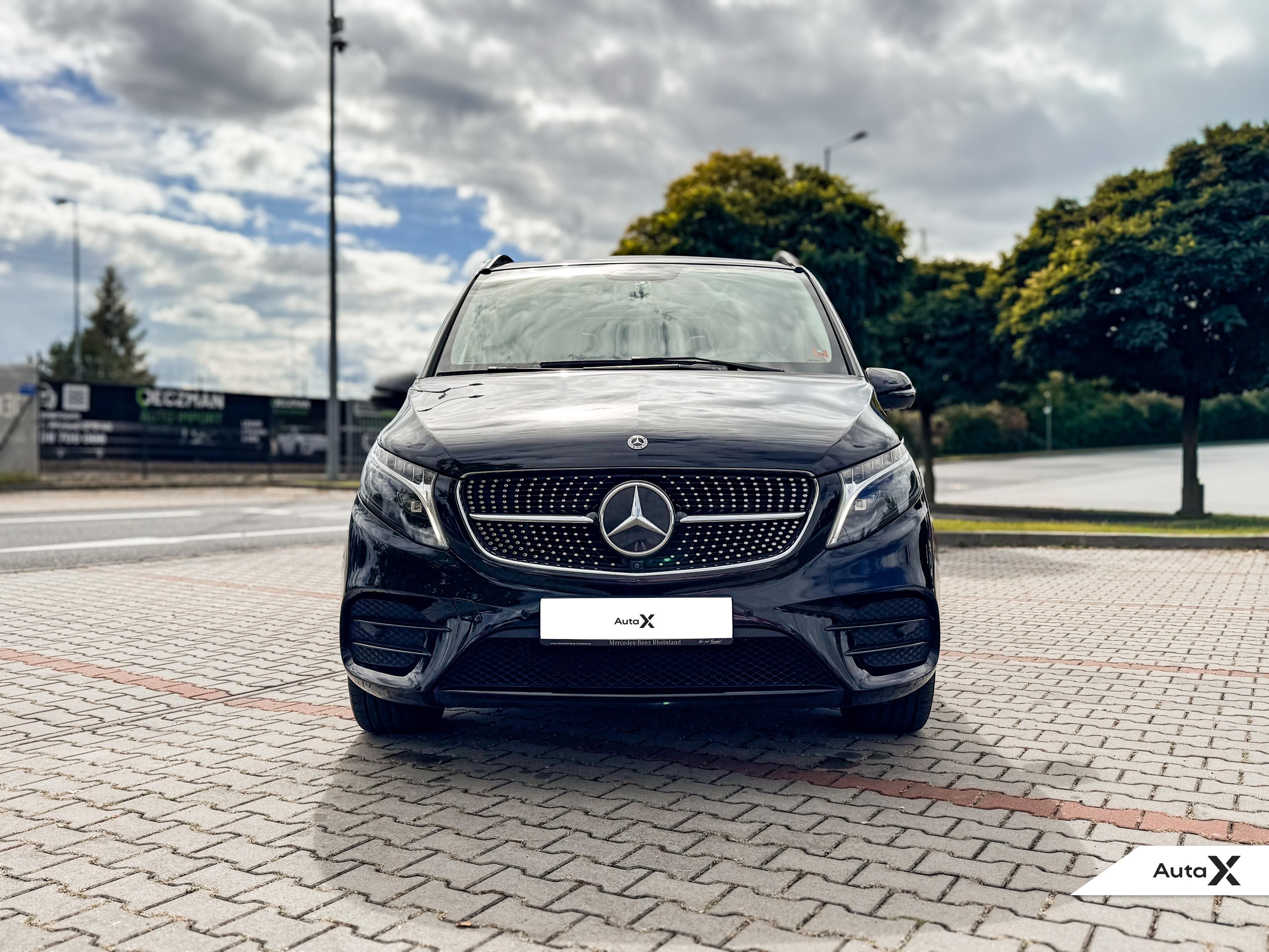 Mercedes-Benz Třídy V, V300d 4MATIC Exclusive L 174kW - fotka 3