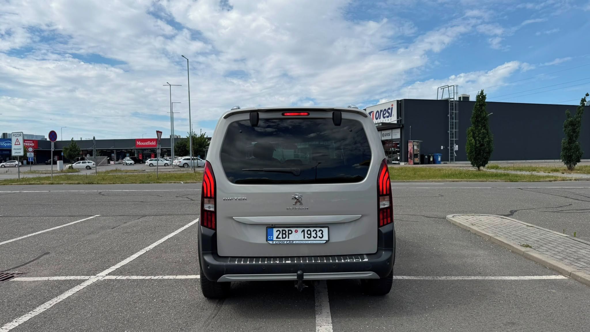 Peugeot Rifter, ALLURE PACK 1,5 BlueHDI 96kW - fotka 5