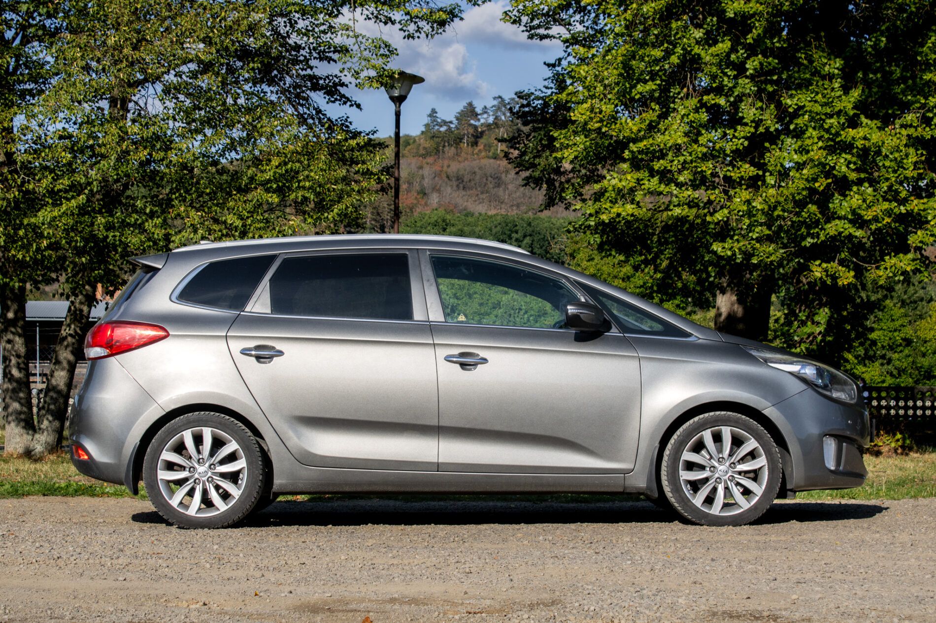 Kia Carens - fotka 4