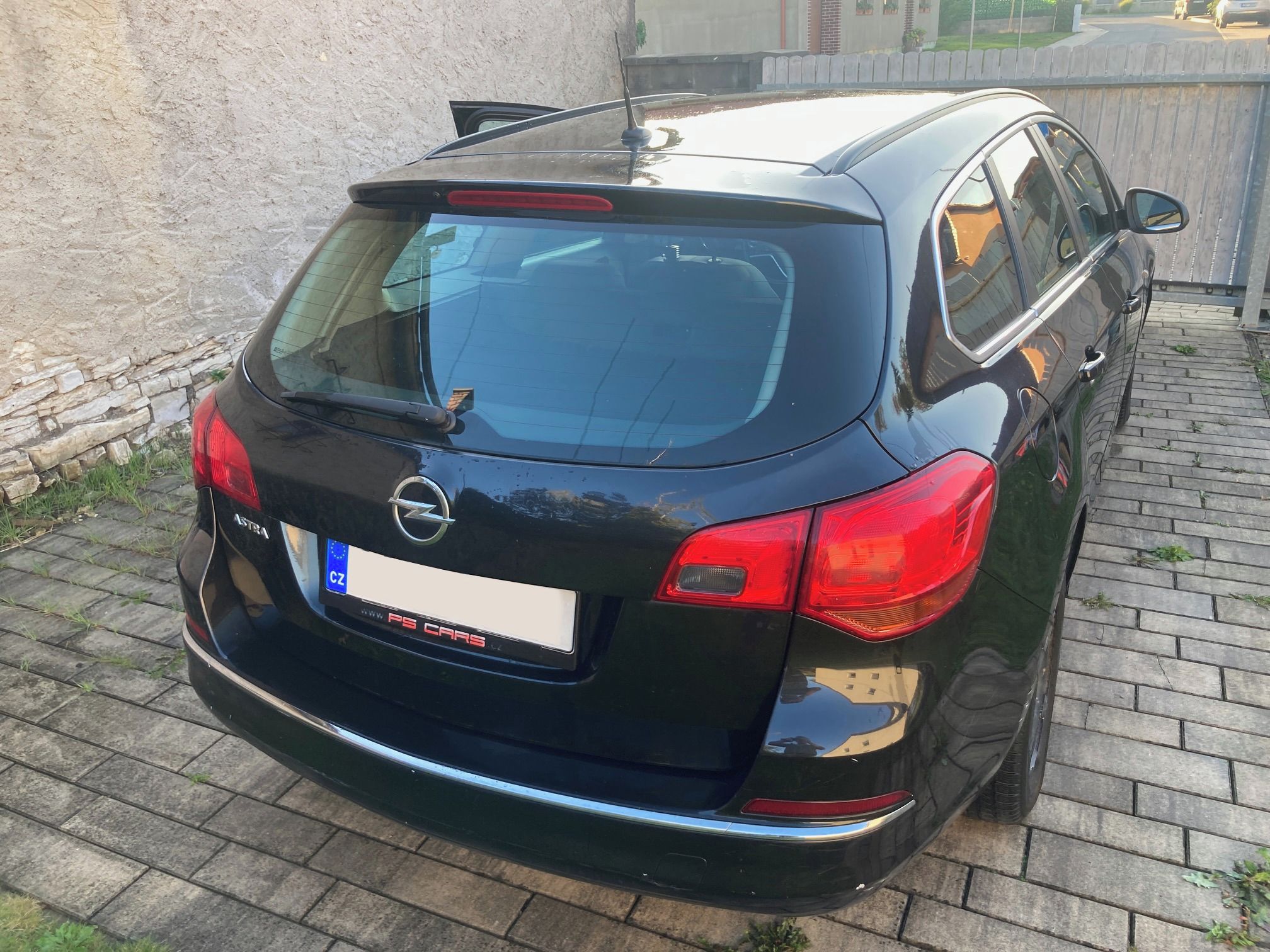 Opel Astra, 1.4 Turbo 88kW - fotka 2