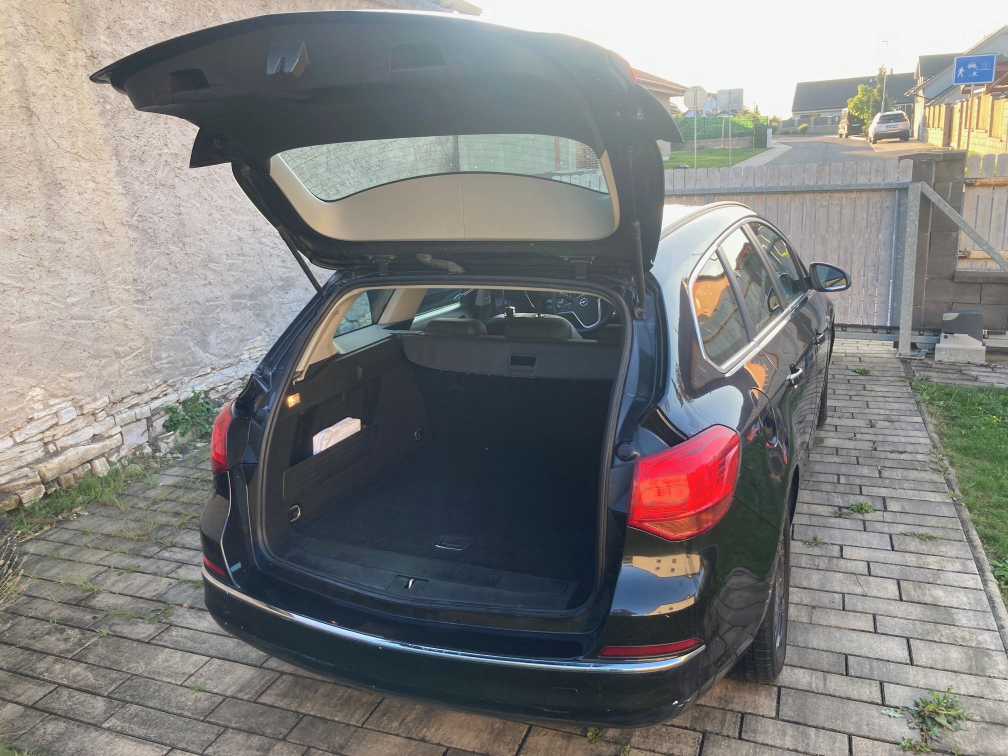 Opel Astra, 1.4 Turbo 88kW - fotka 3