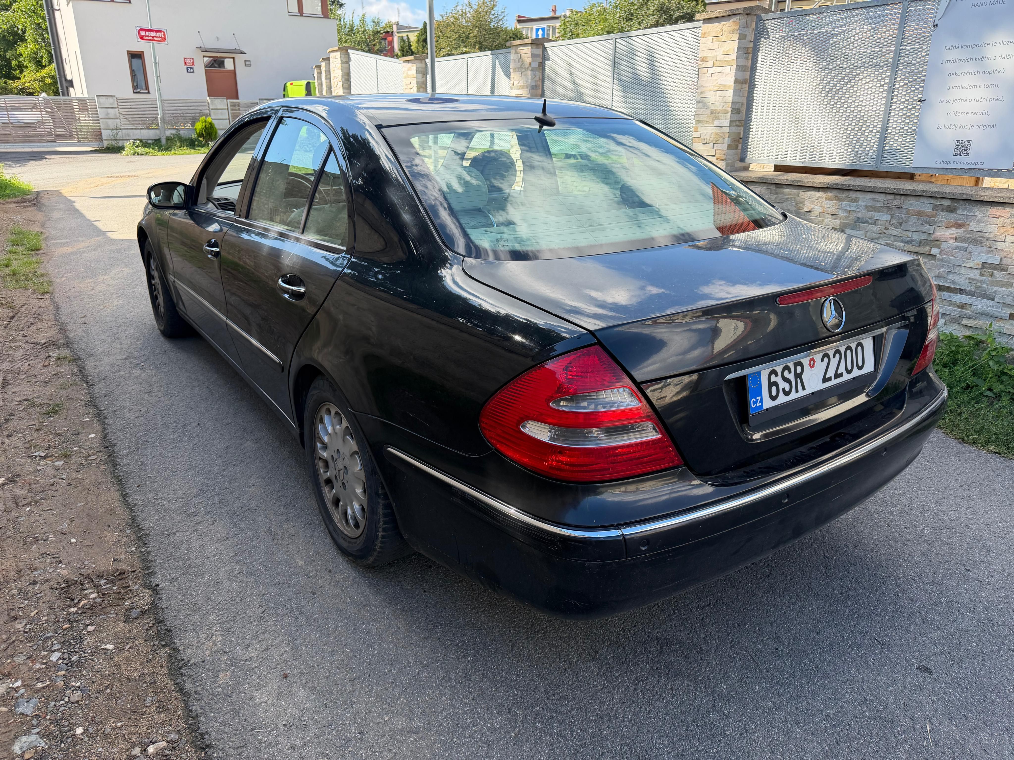 Mercedes-Benz Třídy E - fotka 5