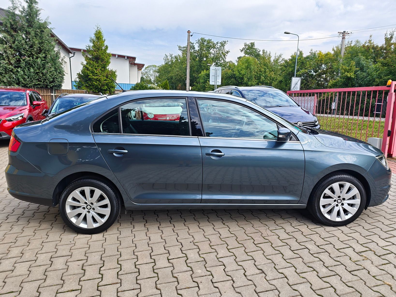 Seat Toledo, 1.2 TSI 81kW LED, NAVI, VÝHŘEV - fotka 6