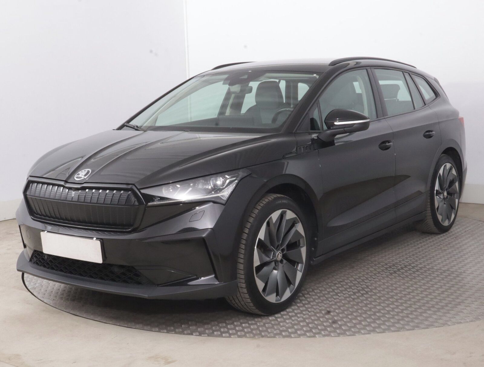 Škoda Enyaq, iV 60 (62 kWh), SoH 92% - fotka 2