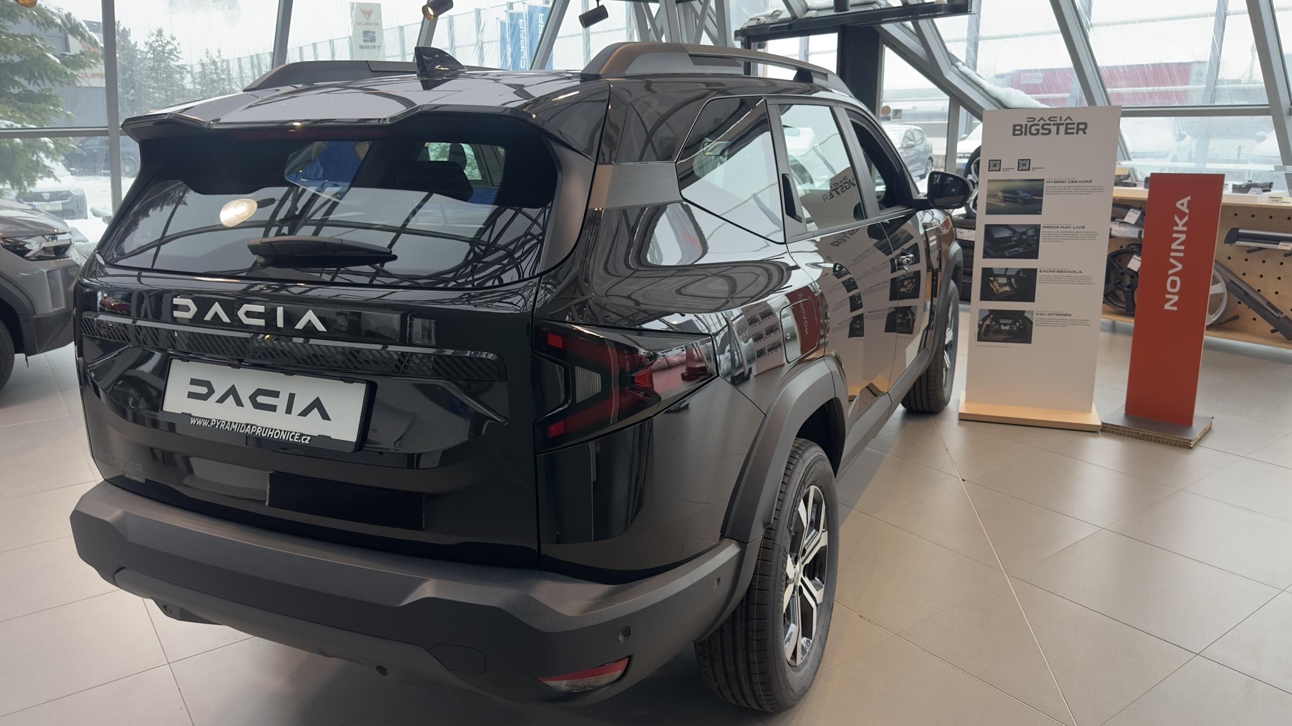 Dacia Bigster, Expression Hybrid 155 - fotka 5