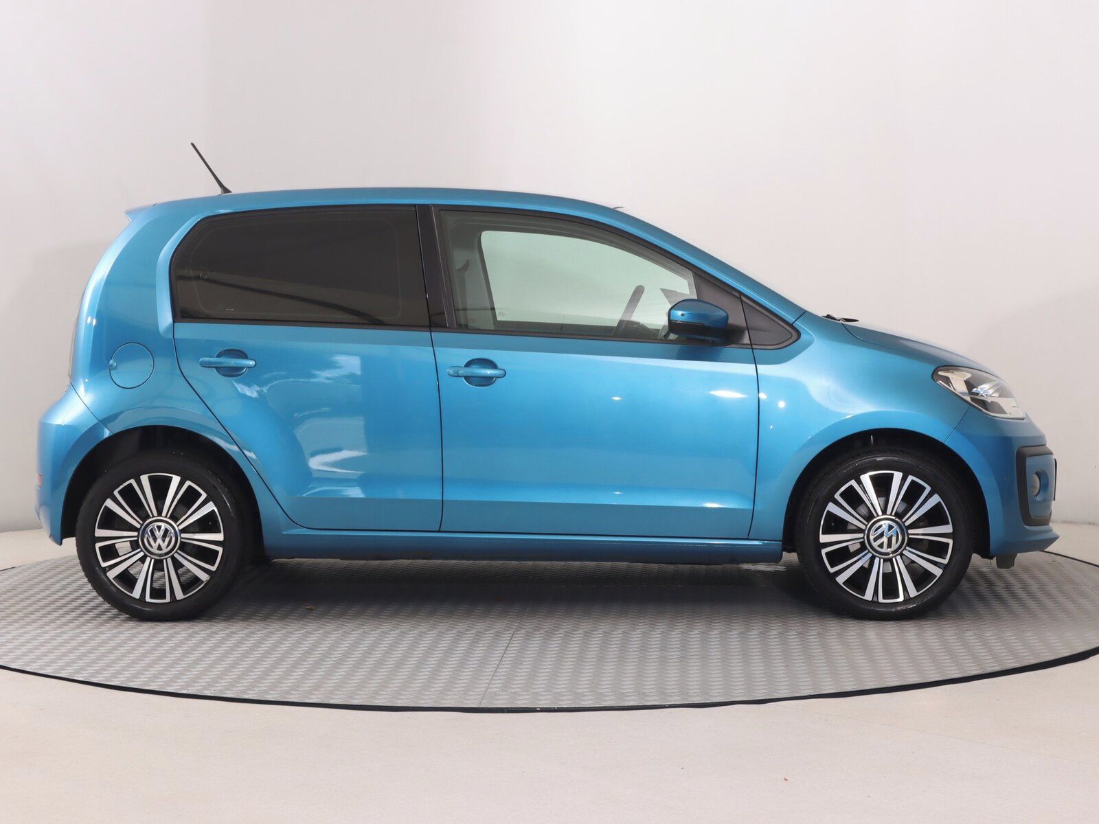 Volkswagen Up!, 1.0 MPI, Automat, Serv.kniha - fotka 6
