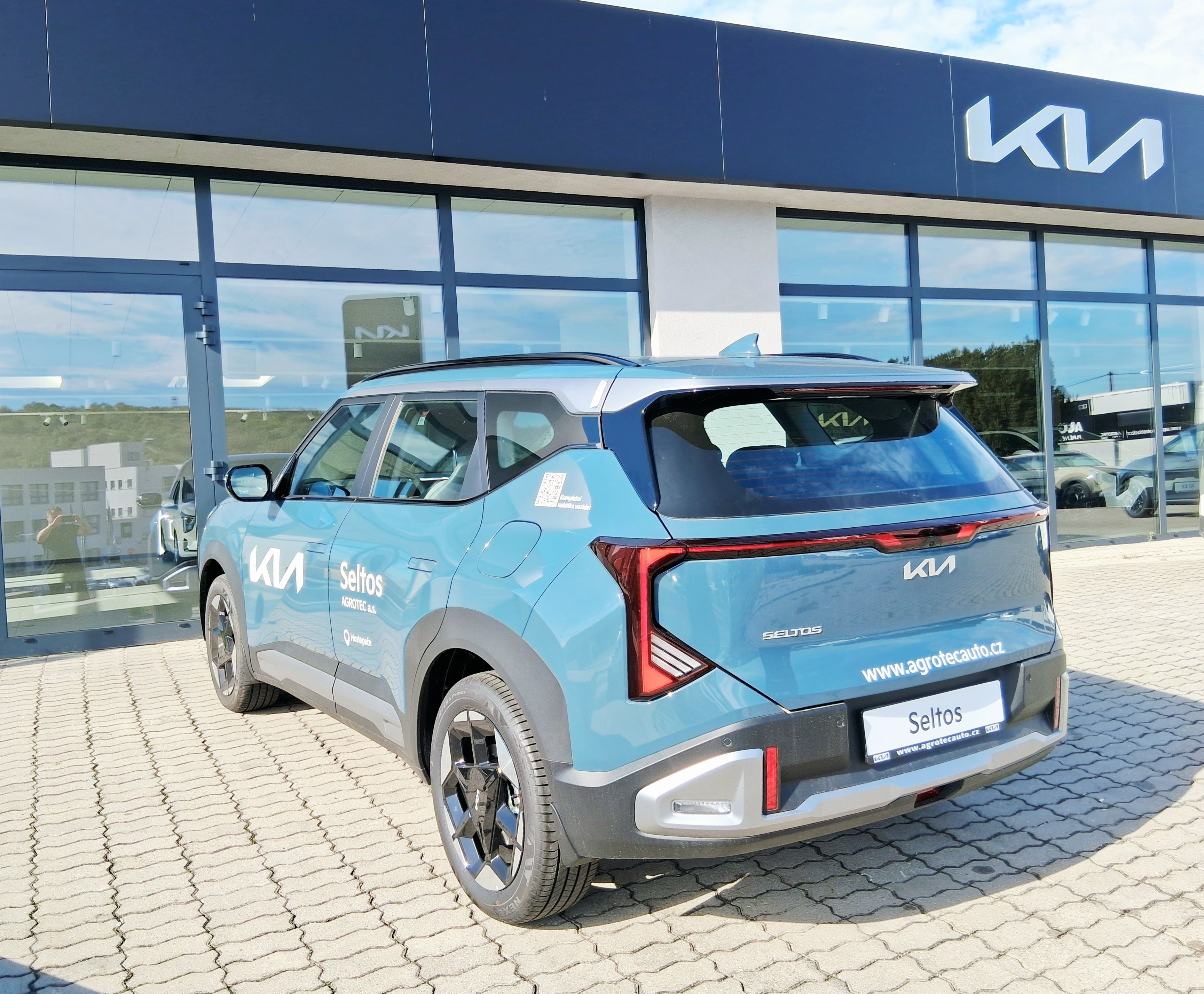 Kia Seltos, 1.6 T-GDI 132 kW - fotka 4