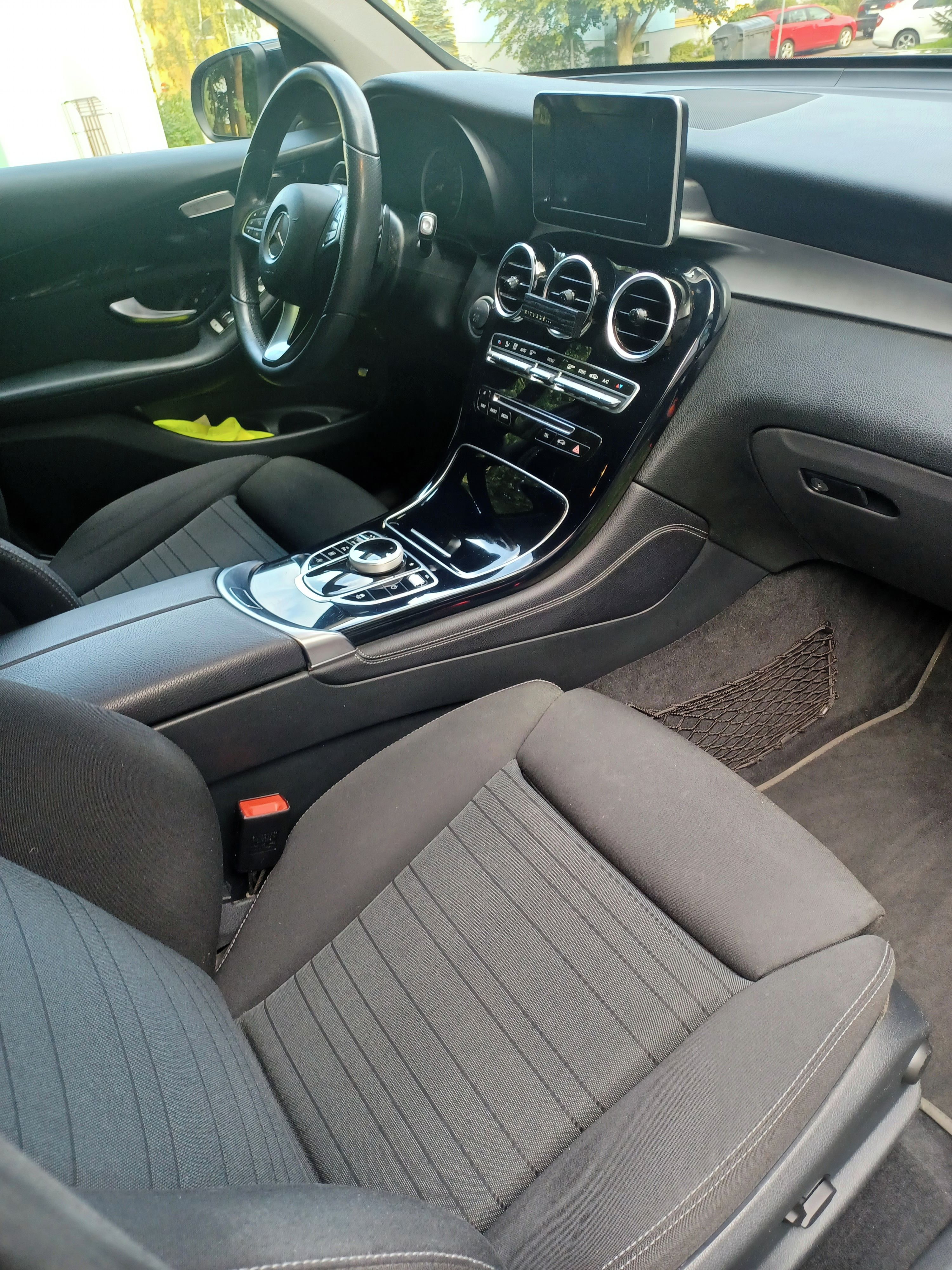 Mercedes-Benz GLC, Mercedes GLC 250 - fotka 5