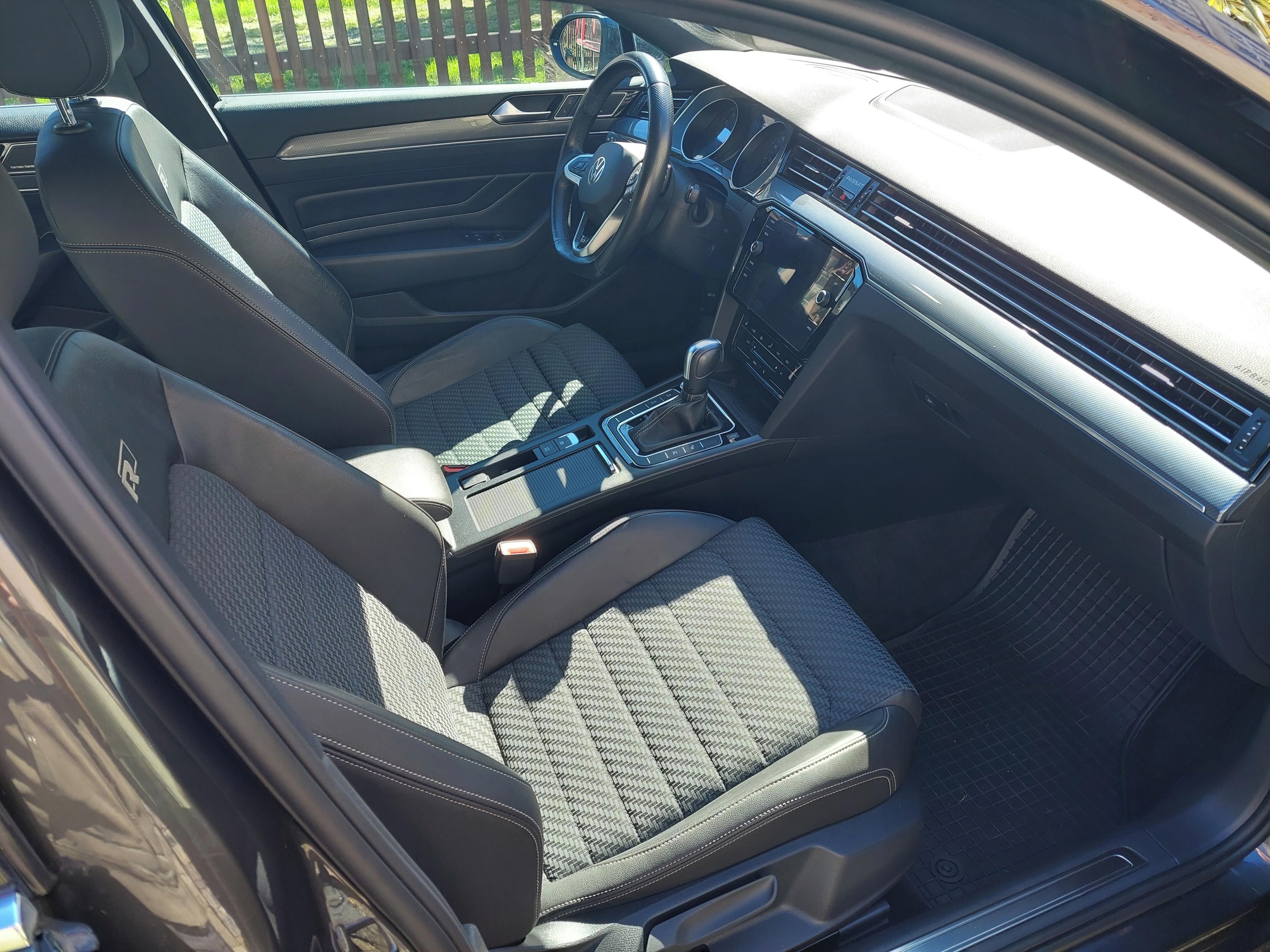 Volkswagen Passat, Passat R line 2.0 TSI - fotka 6