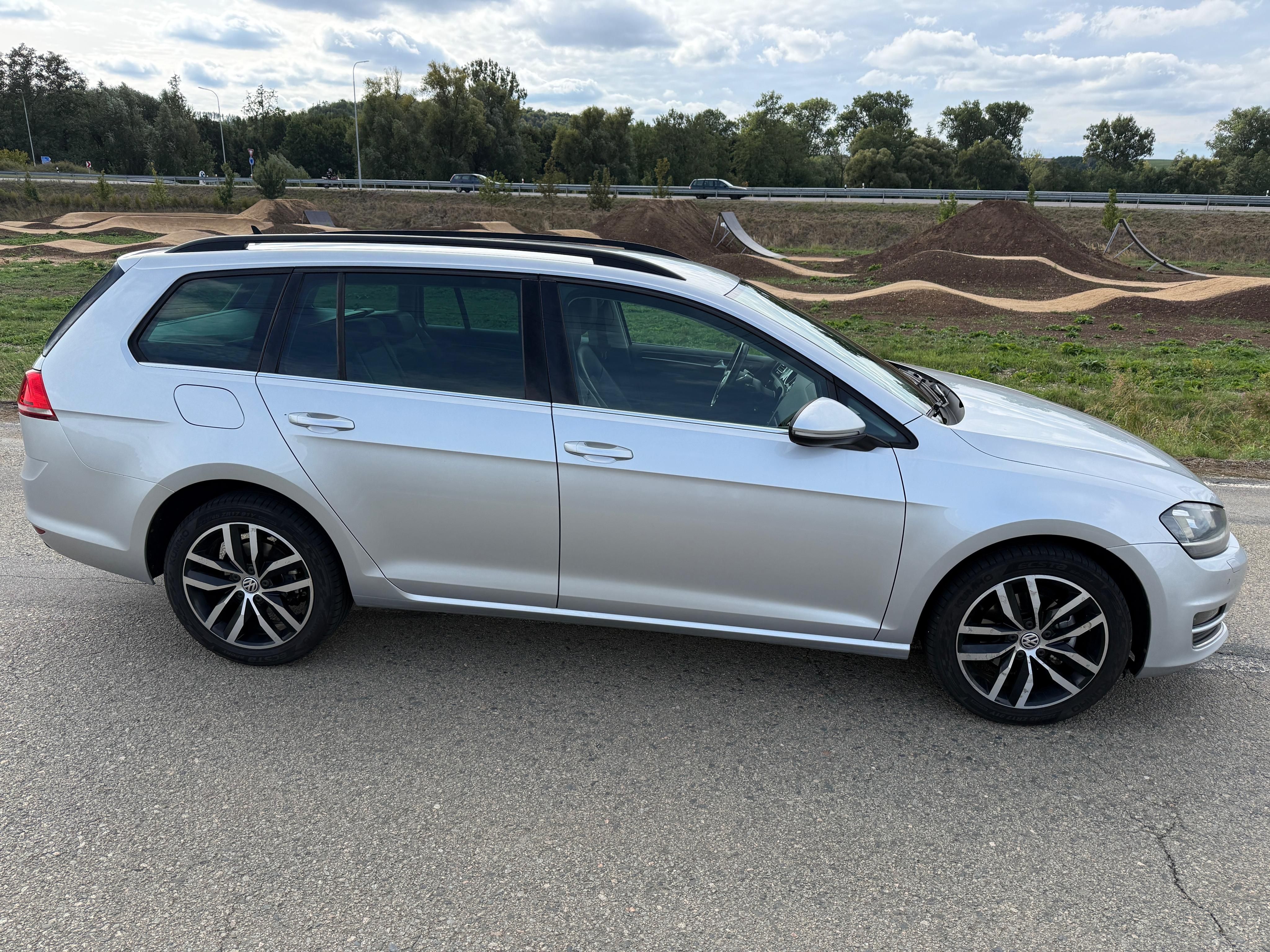 Volkswagen Golf, VW GOLF 7 2.0 TDI HIGHLINE - fotka 6