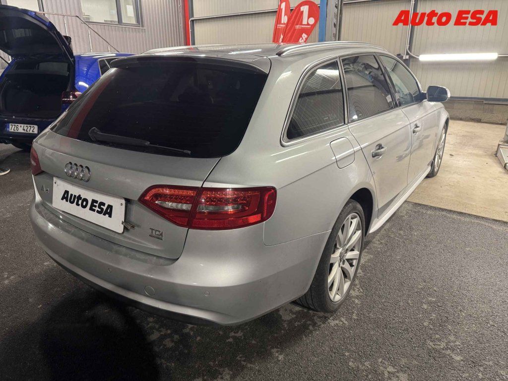 Audi A4, 2.0TDi Avant - fotka 2