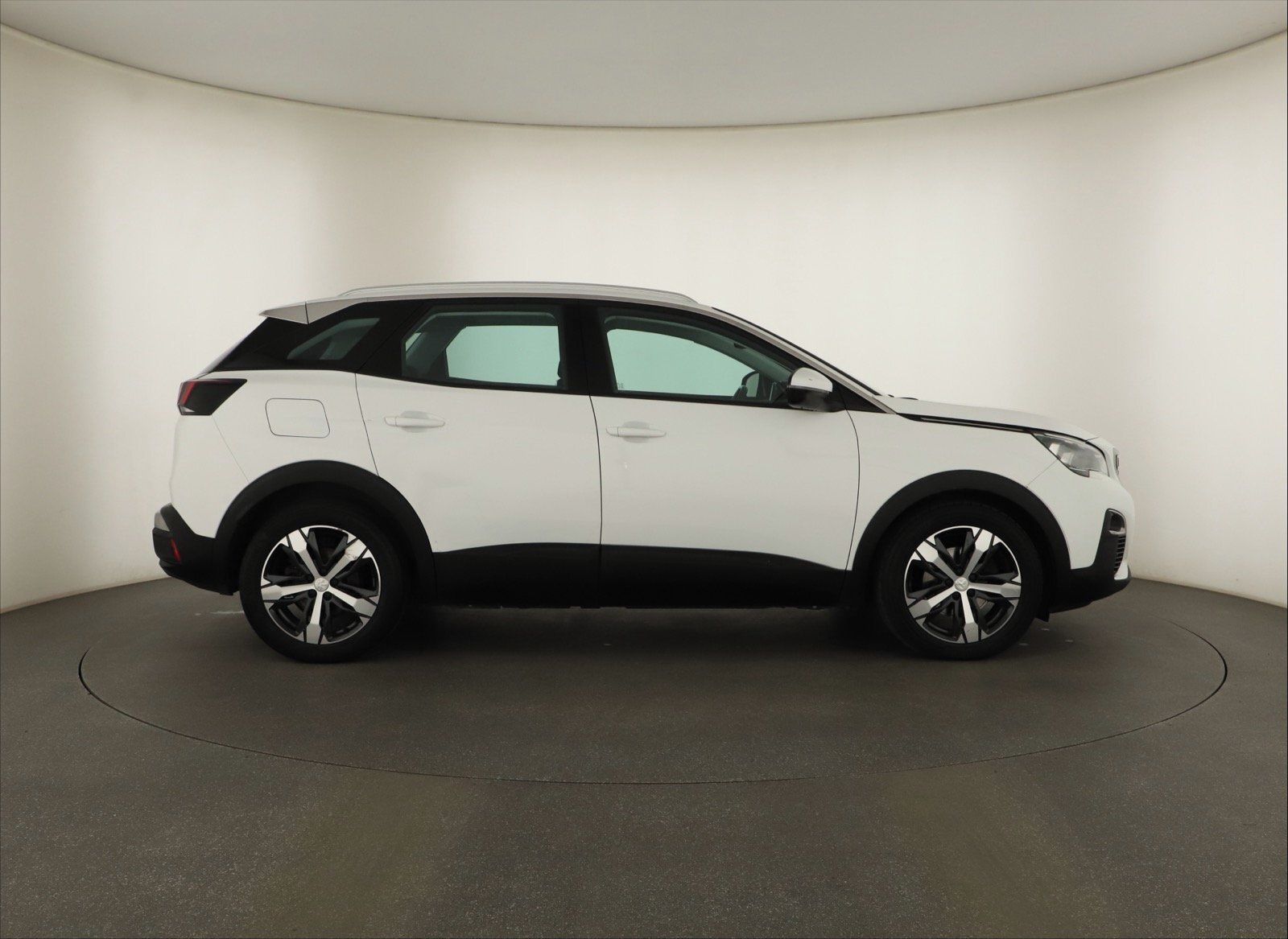 Peugeot 3008, 1.2 PureTech, ČR,1.maj - fotka 6
