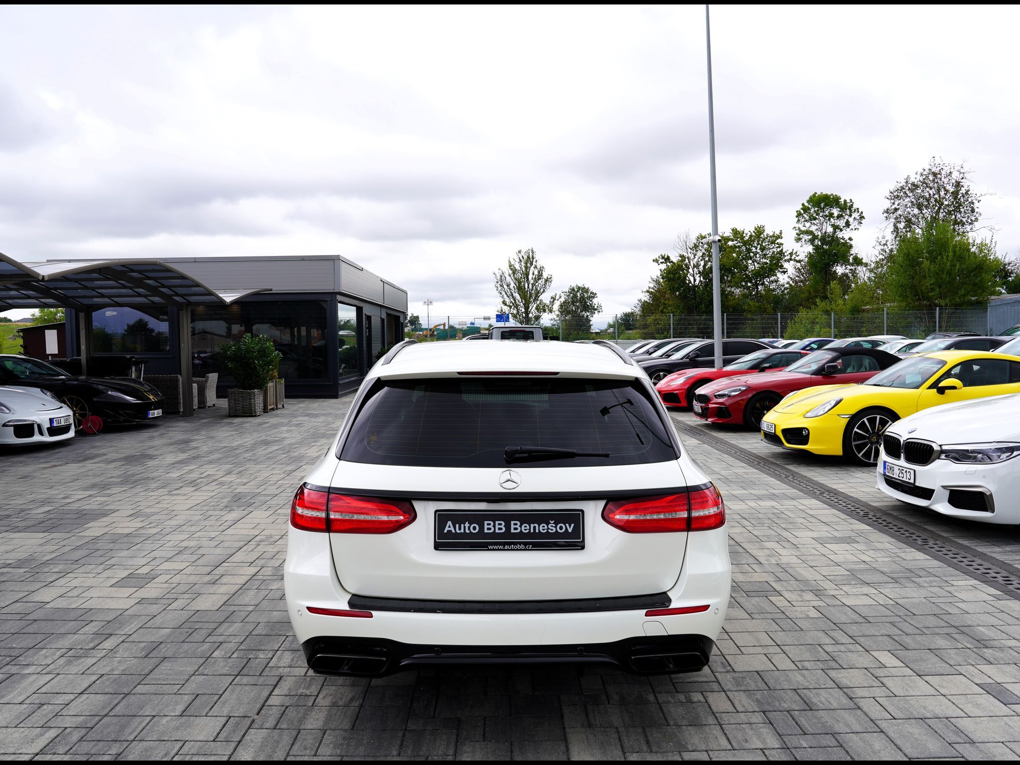 Mercedes-Benz Třídy E, E63 S AMG 4Matic+// 615 PS - fotka 5