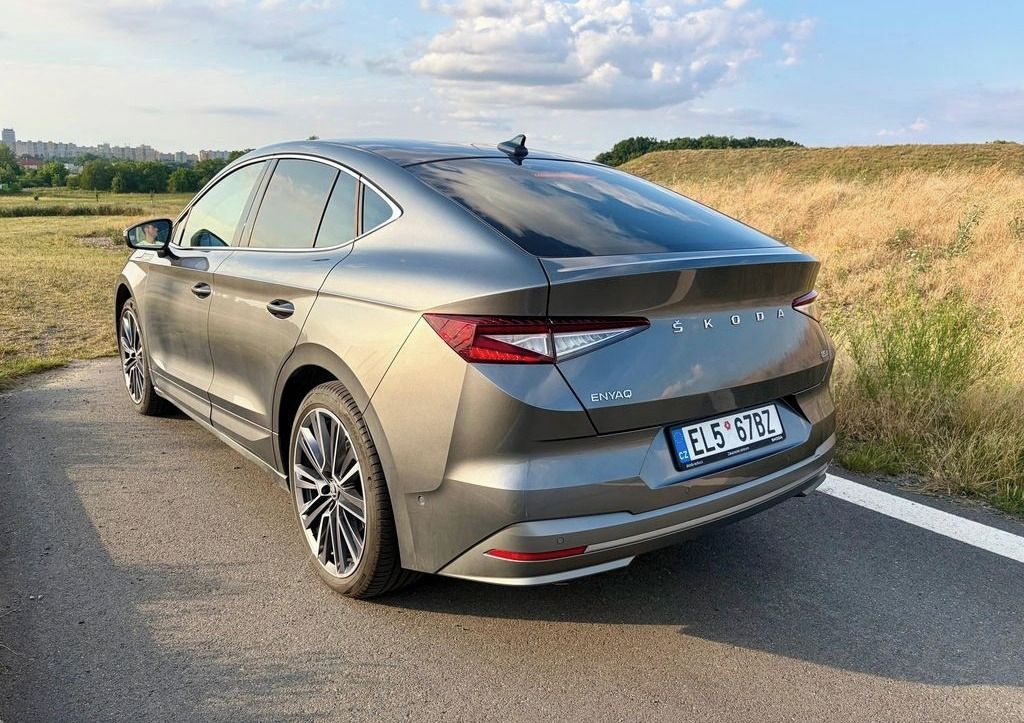 Škoda Enyaq, Coupé L&K 85x 4x4 - fotka 5