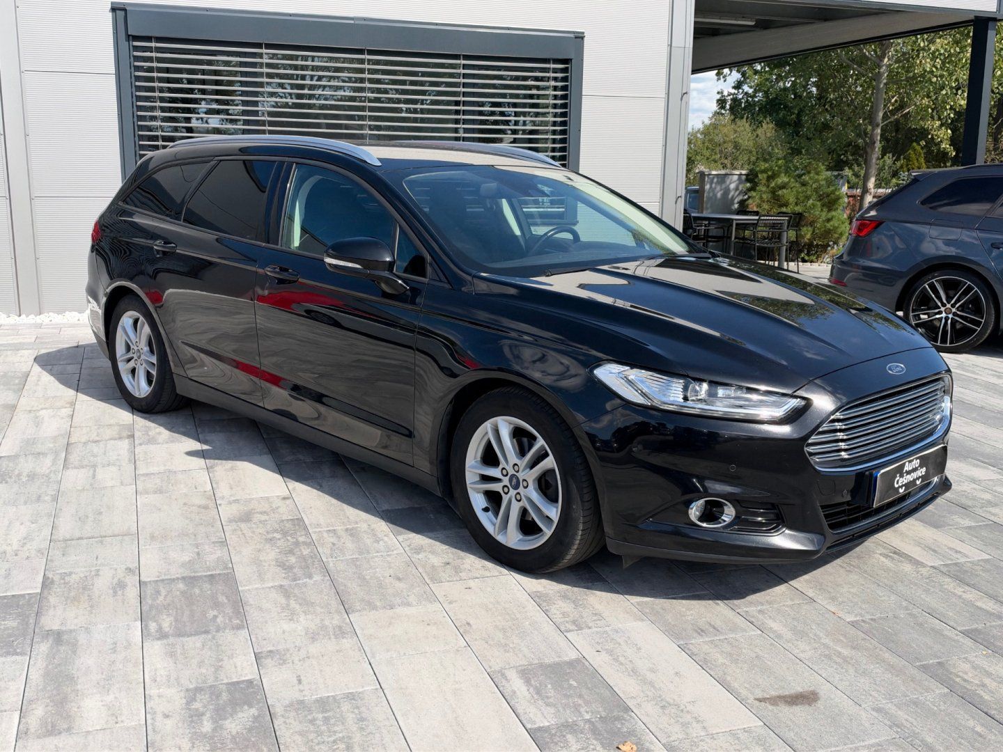 Ford Mondeo, Bussines 2.0 TDCi 110kW - fotka 3