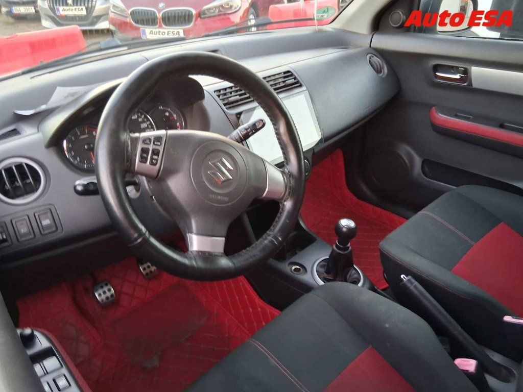 Suzuki Swift, 1.6i,el. výbava - fotka 3