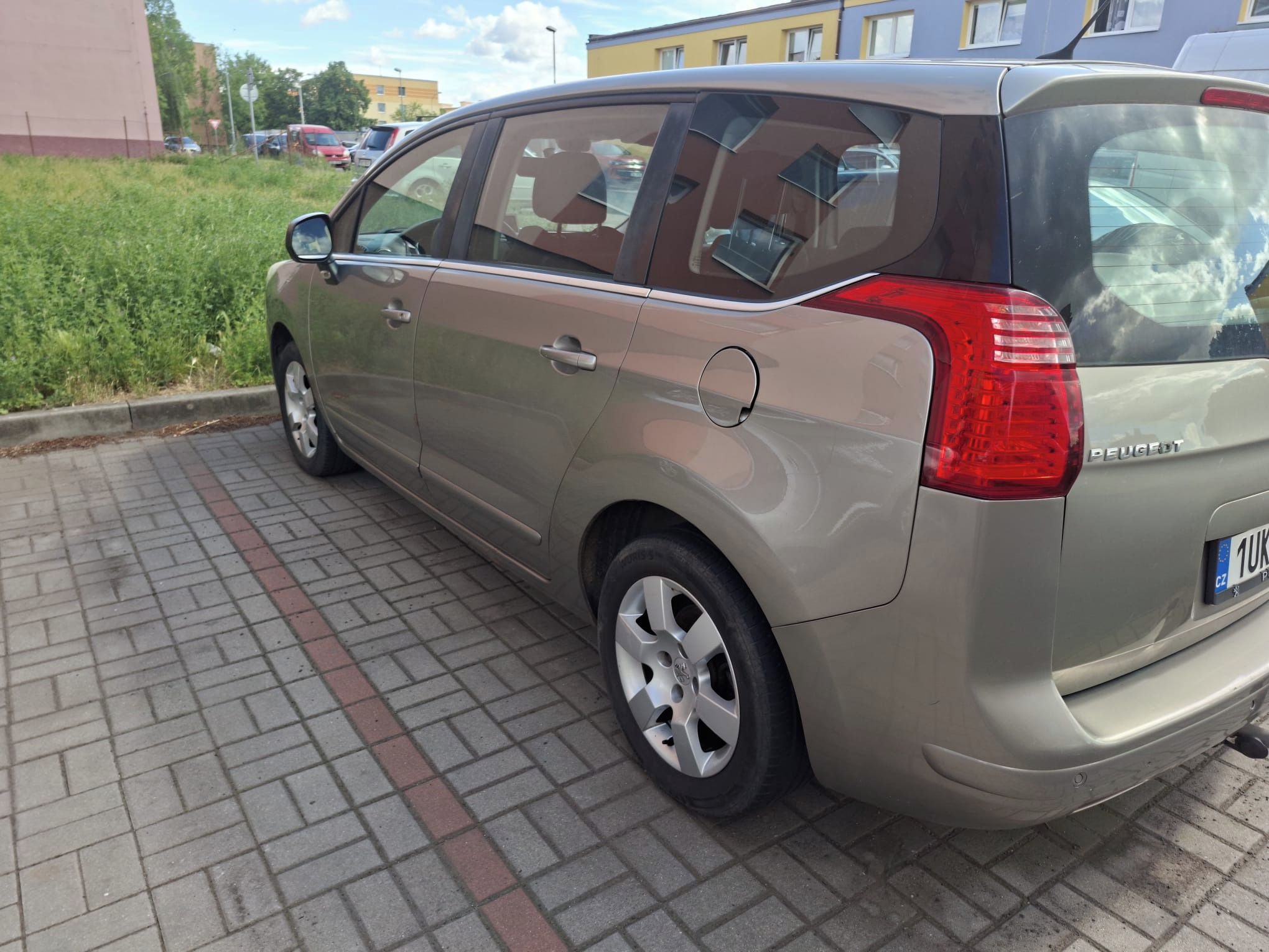 Peugeot 5008 - fotka 3