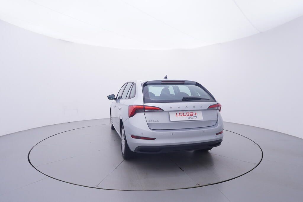 Škoda Scala, Ambition 1.0 CR 70 kW - fotka 4