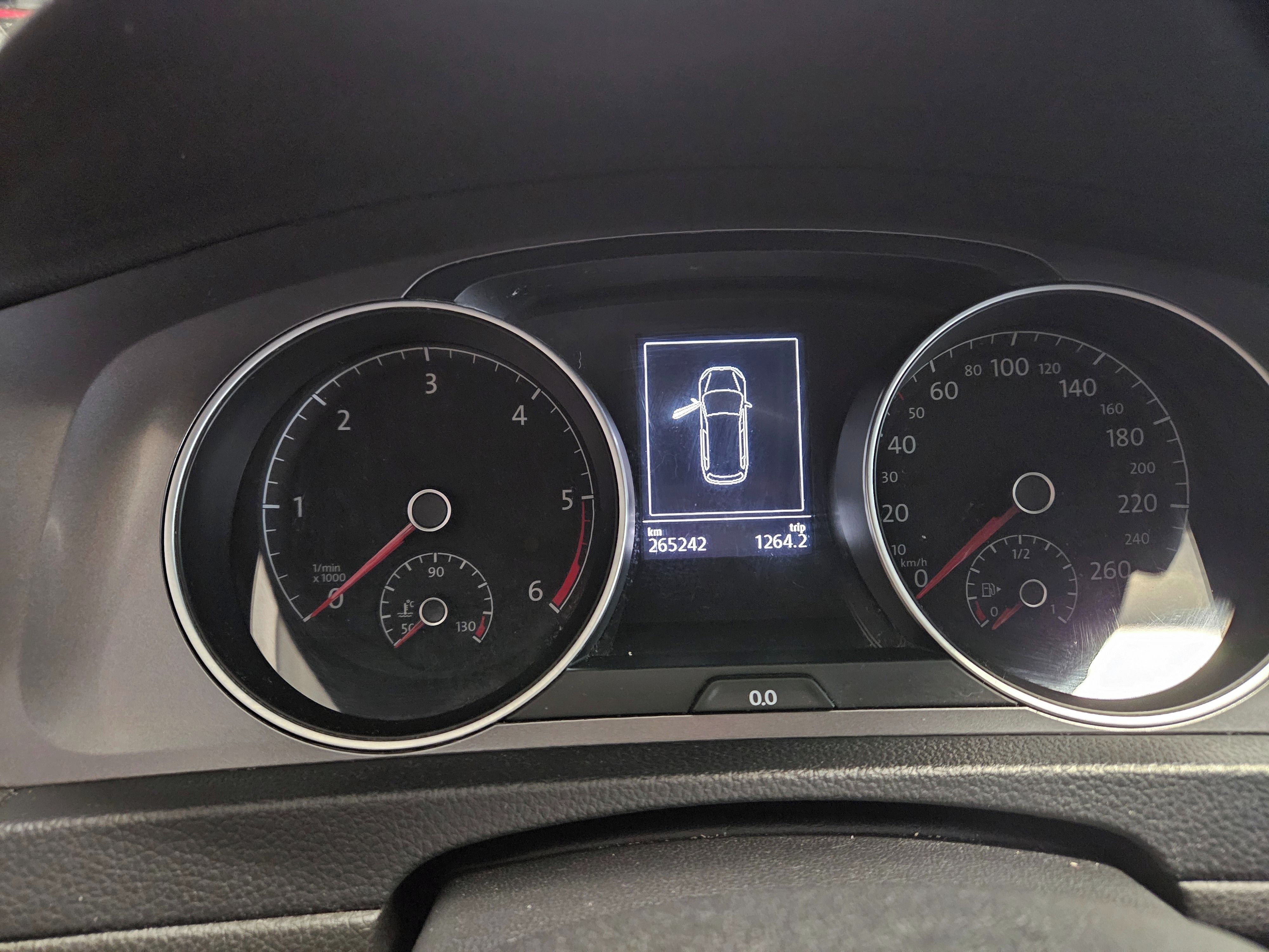 Volkswagen Golf, 1.6 TDI, tažné zařízení - fotka 2