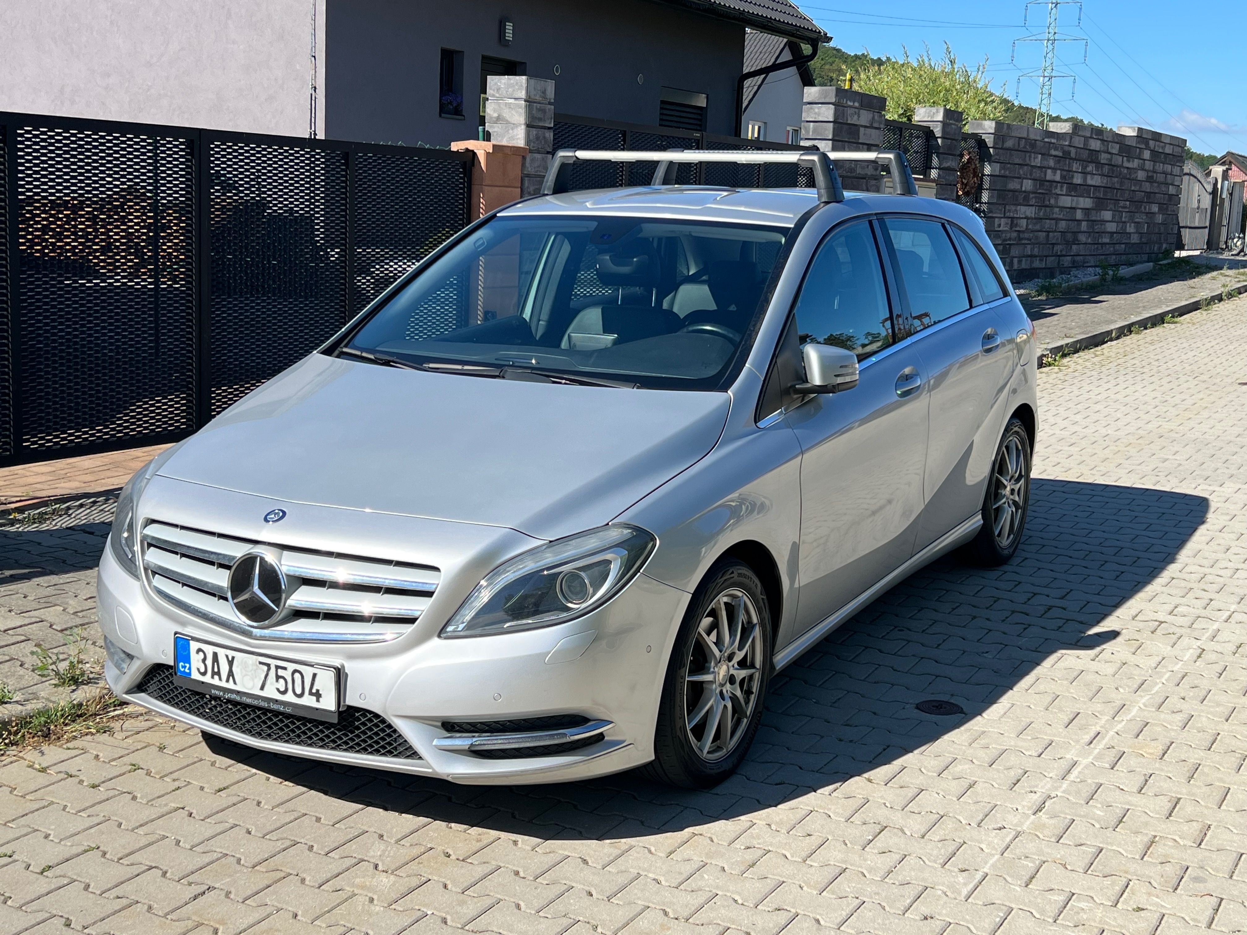 Mercedes-Benz Třídy B, 2.0 benzin, nehavarováno