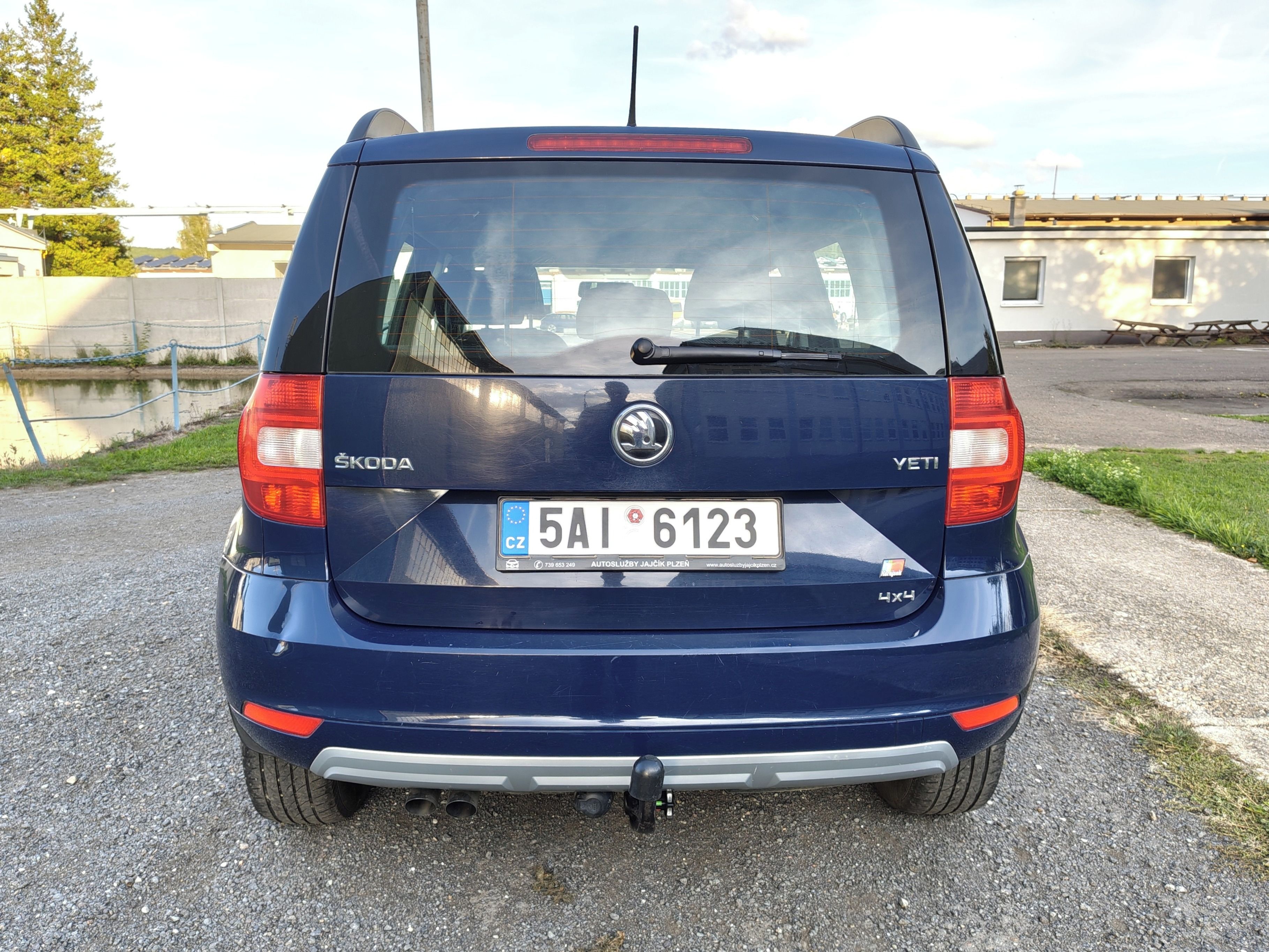 Škoda Yeti, 2.0TDi,1.maj,nové v ČR,DPH,4X4 - fotka 6