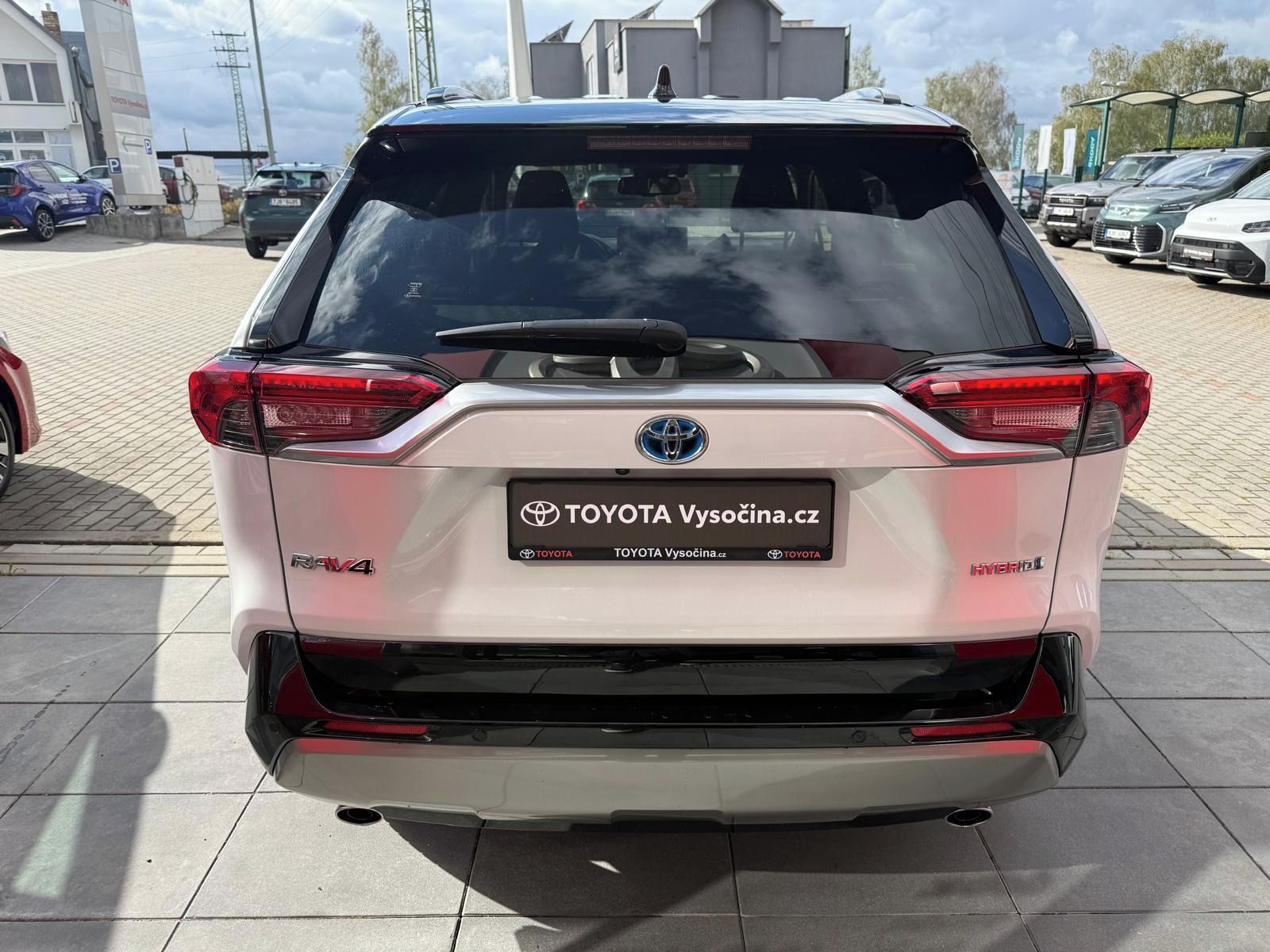Toyota Rav4, 2.5HEV 4x4 Selection 222PS - fotka 5