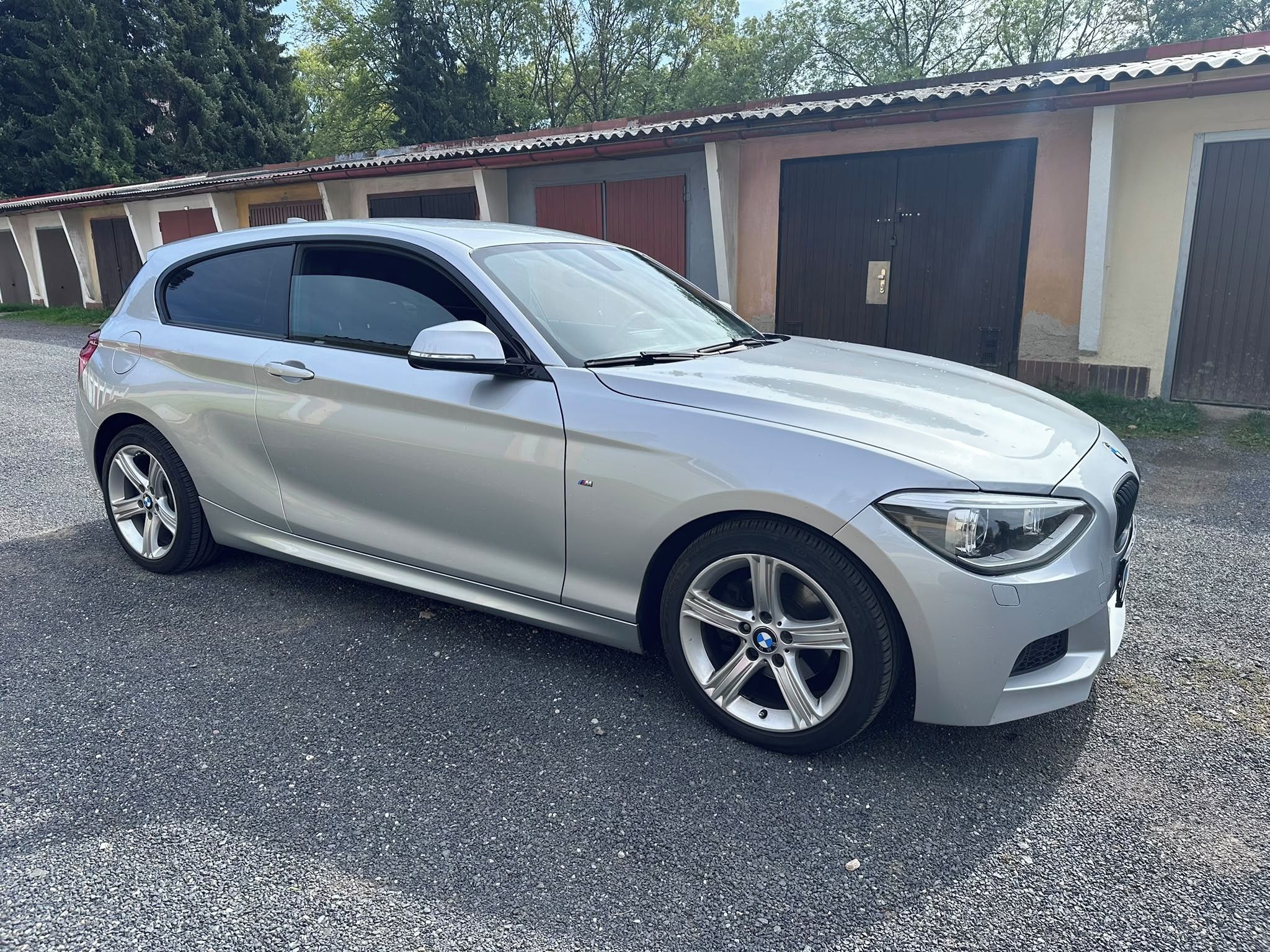 BMW Řada 1, BMW 120d M-paket - fotka 4