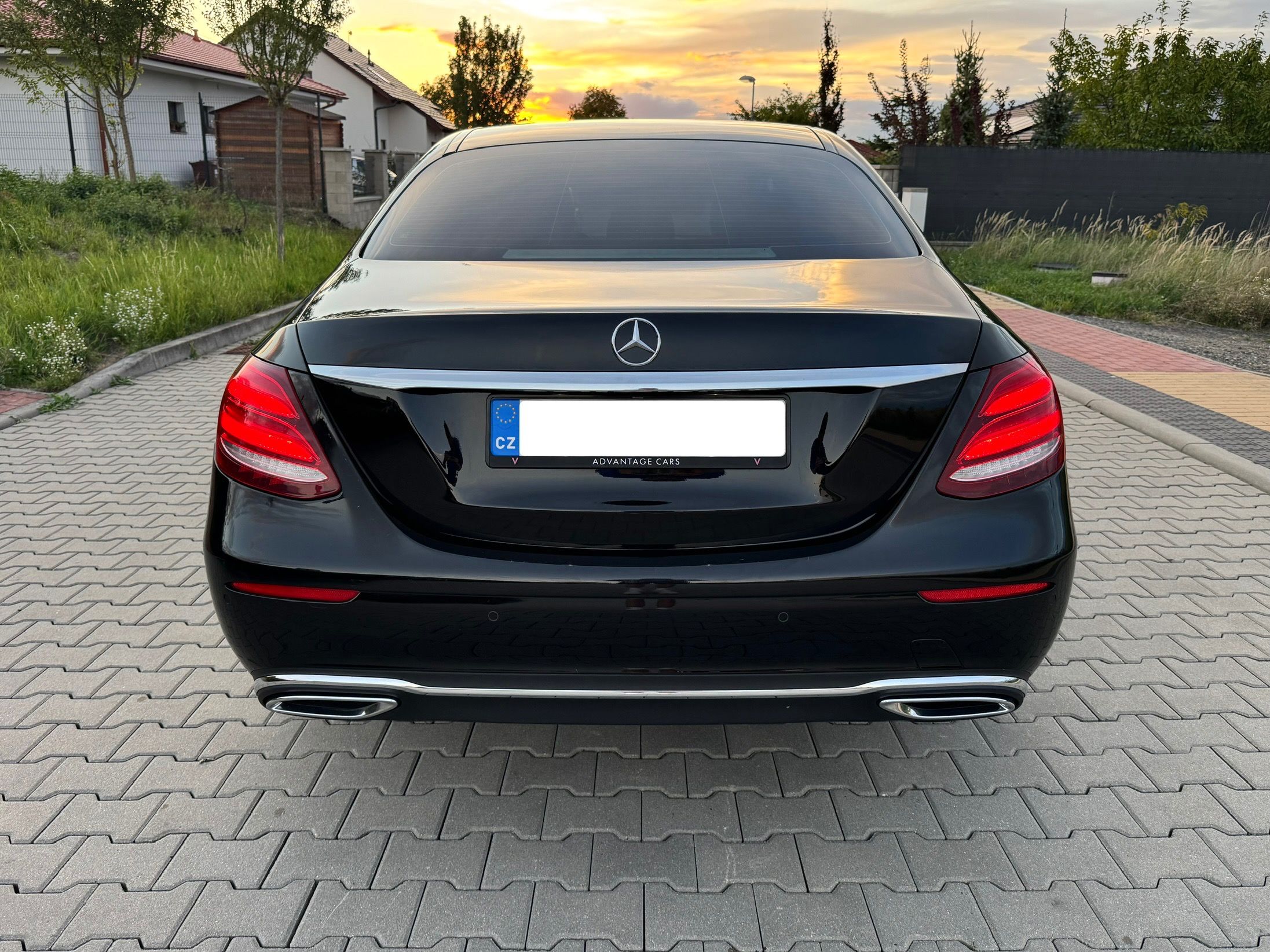 Mercedes-Benz Třídy E, 360° Kamery, Head-Up,Multibeam - fotka 4
