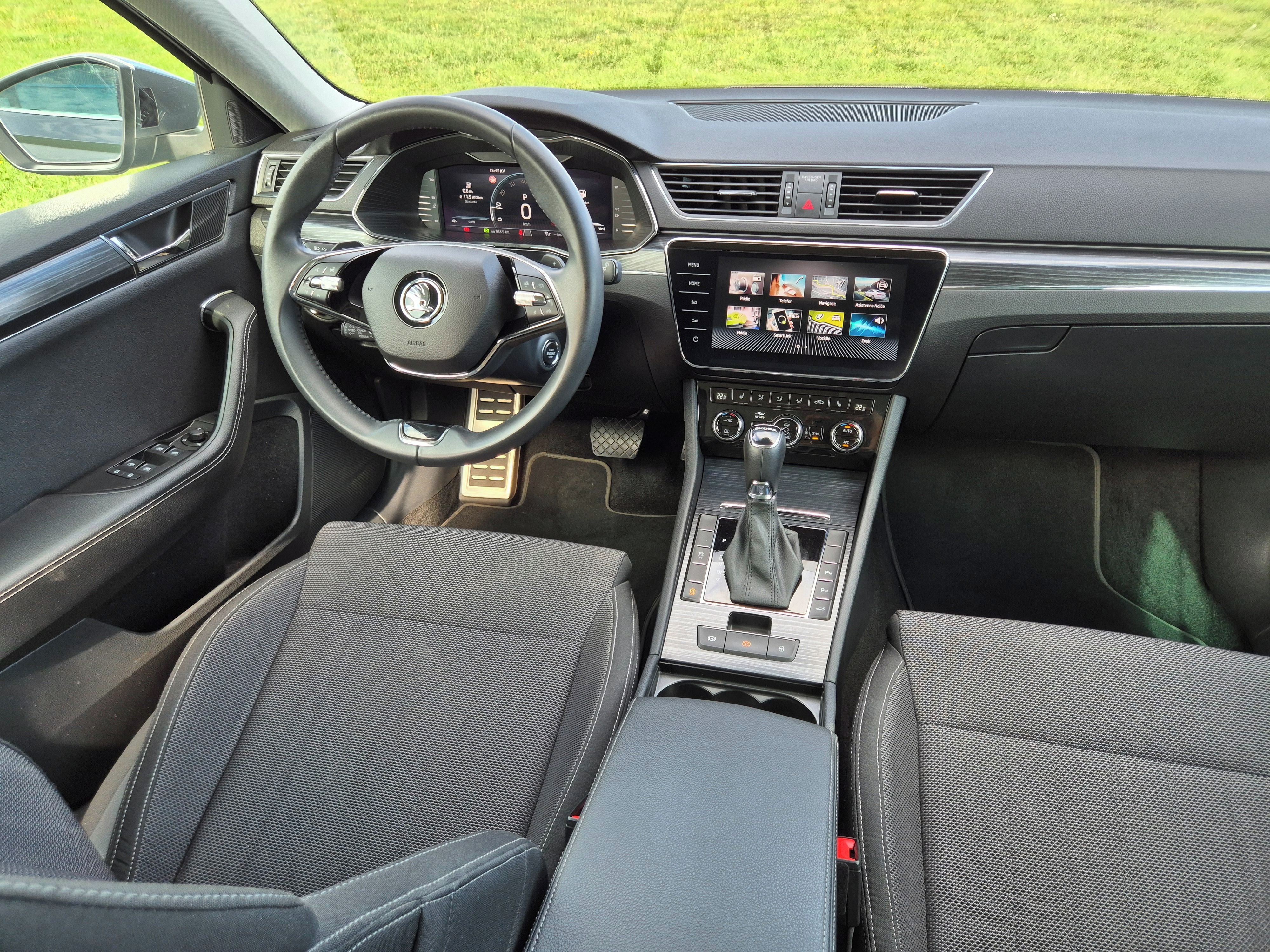 Škoda Superb, 2.0 TDI, DSG, 4x4, Style - fotka 5