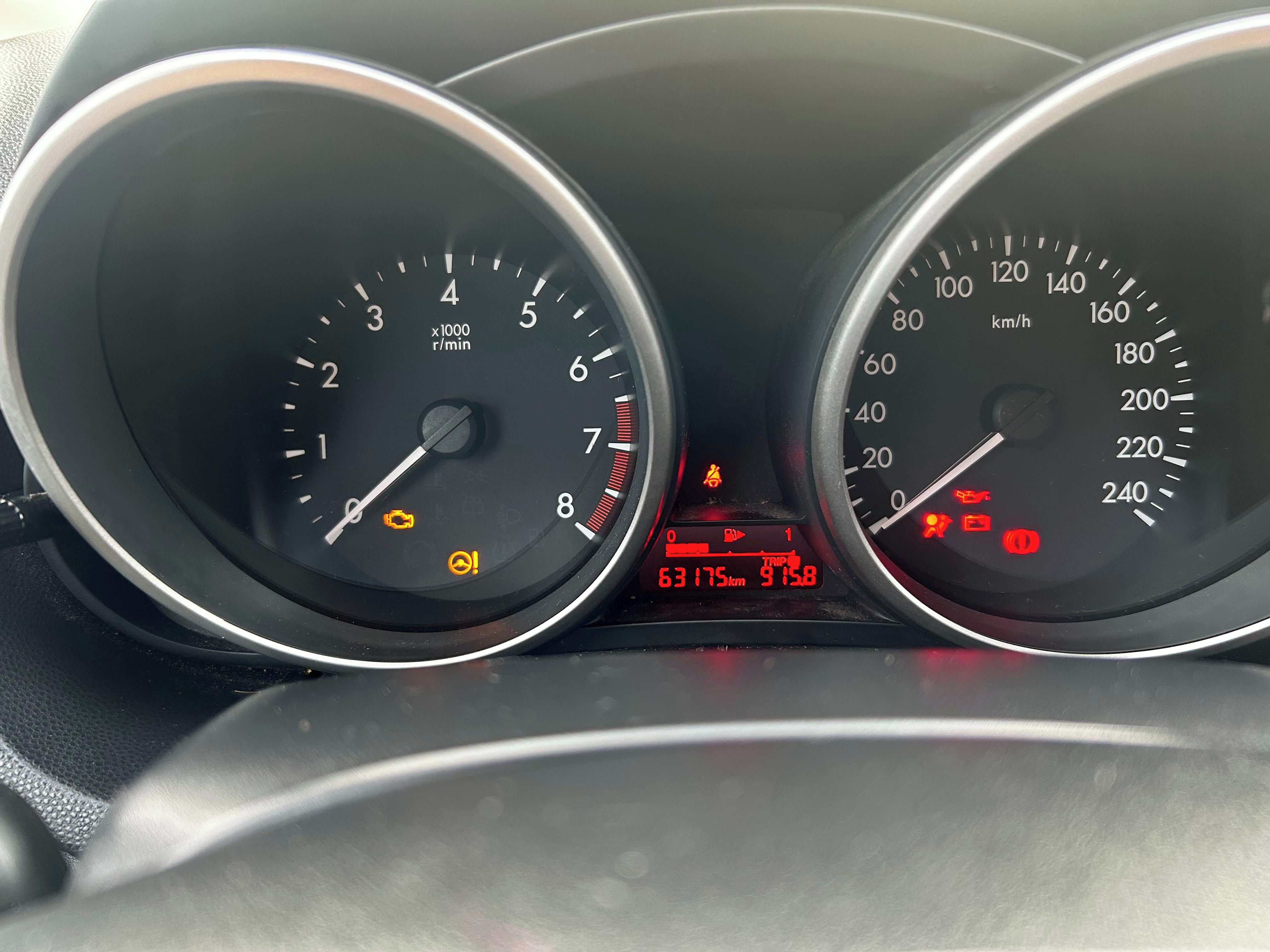 Mazda 5, 1.8 - fotka 3