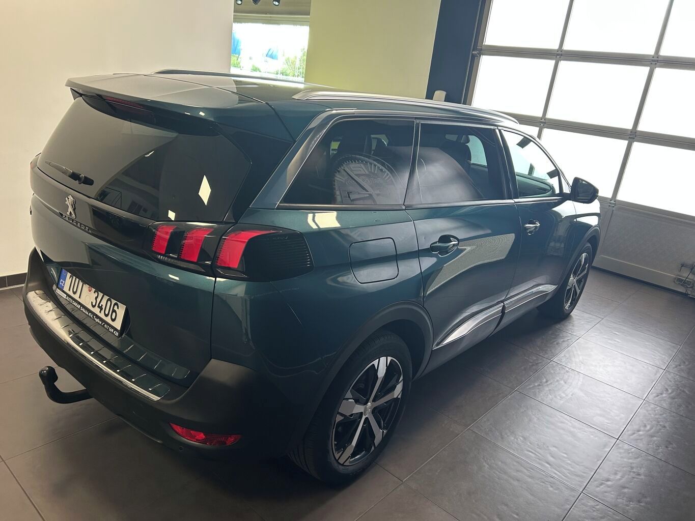 Peugeot 5008, ALLURE 1.5 BlueHDi 130 S&S MAN - fotka 4