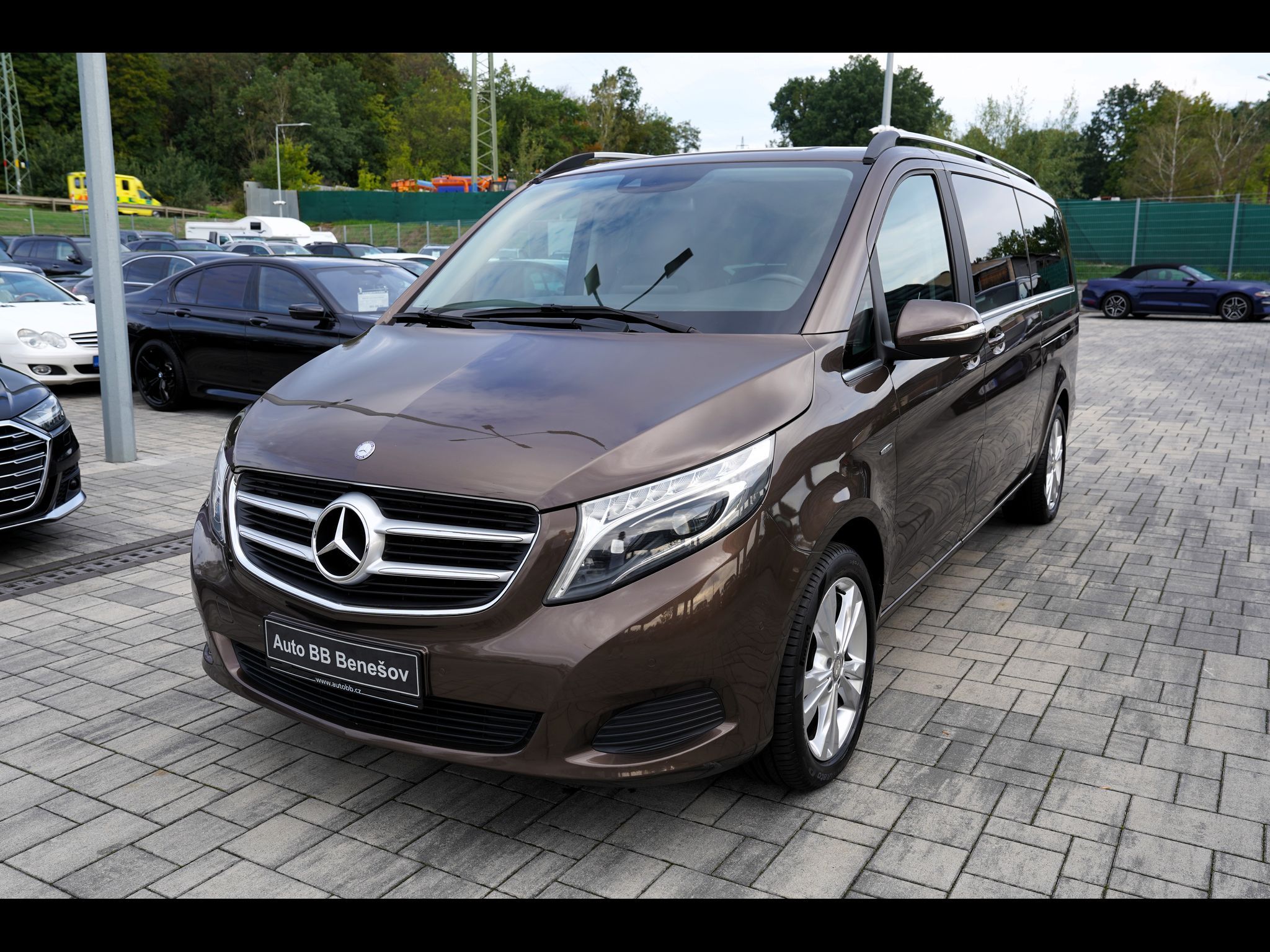 Mercedes-Benz Třídy V, V 250d 4Matic/Extra Long/kůže/ - fotka 2